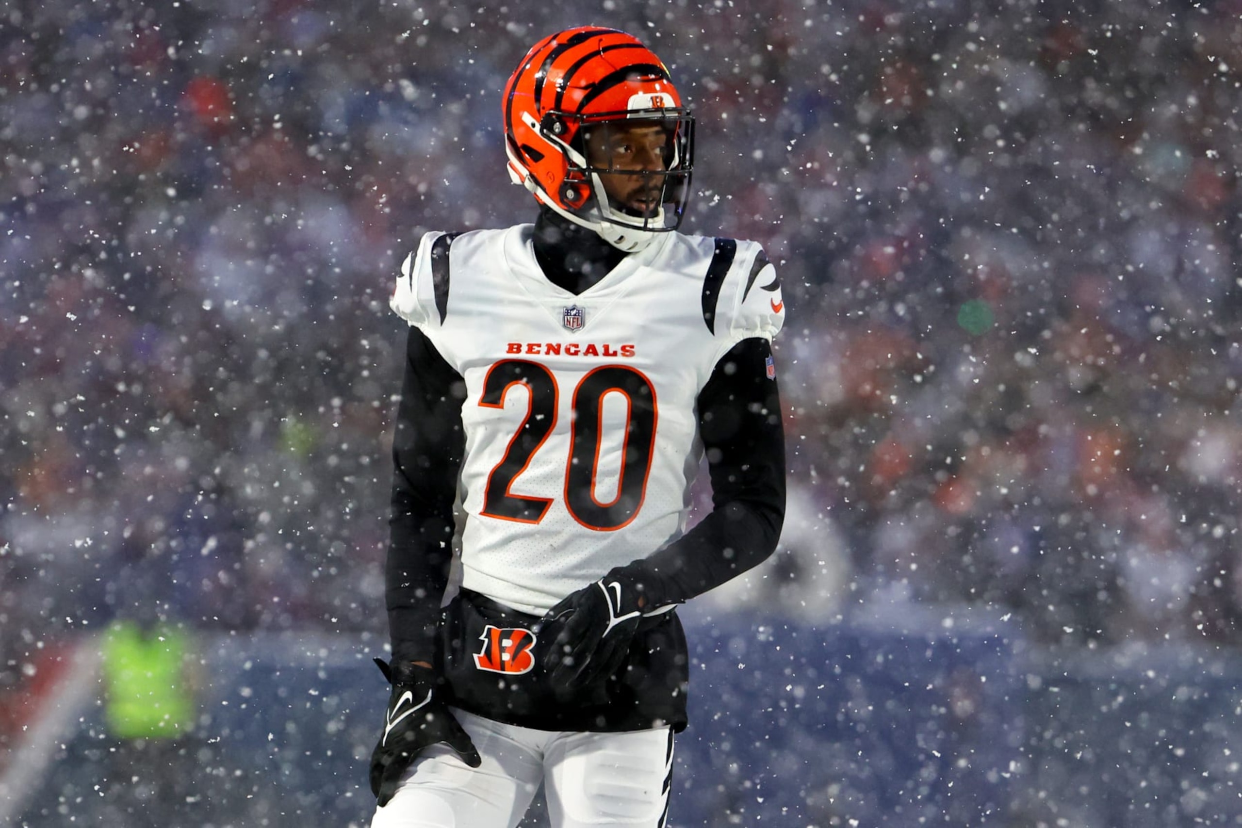 ORCHARD PARK, NEW YORK - JANUARY 22: Eli Apple #20 of the Cincinnati Bengals looks on against the Buffalo Bills during the second half in the AFC Divisional Playoff game at Highmark Stadium on January 22, 2023 in Orchard Park, New York. (Photo by Timothy T Ludwig/Getty Images)