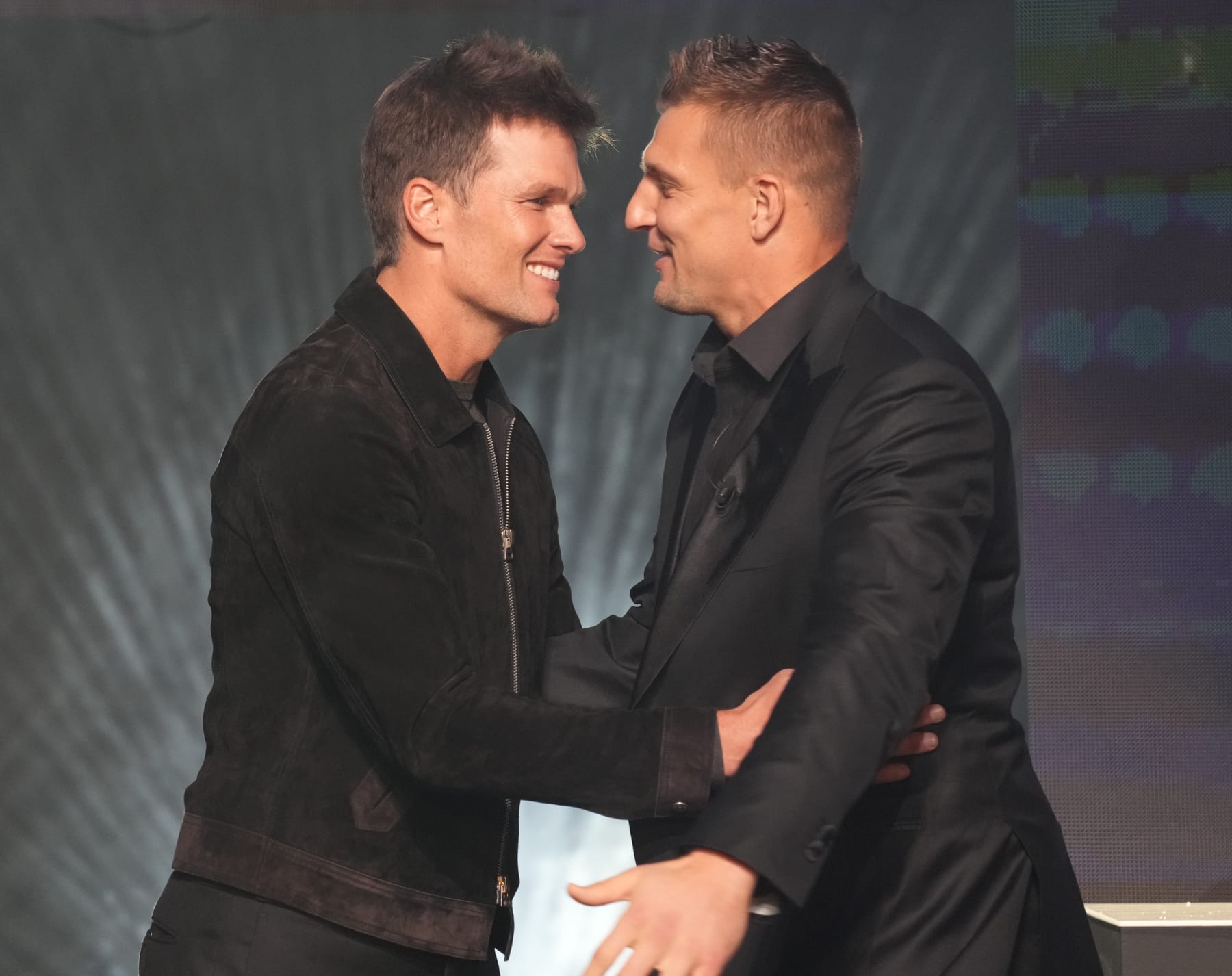 HOLLYWOOD, FLORIDA - DECEMBER 07: Rob Gronkowski presents the Sports Person of the Year award to Tom Brady during The 2021 Sports Illustrated Awards at Seminole Hard Rock Hotel & Casino on December 07, 2021 in Hollywood, Florida. (Photo by Mark Brown/Getty Images)