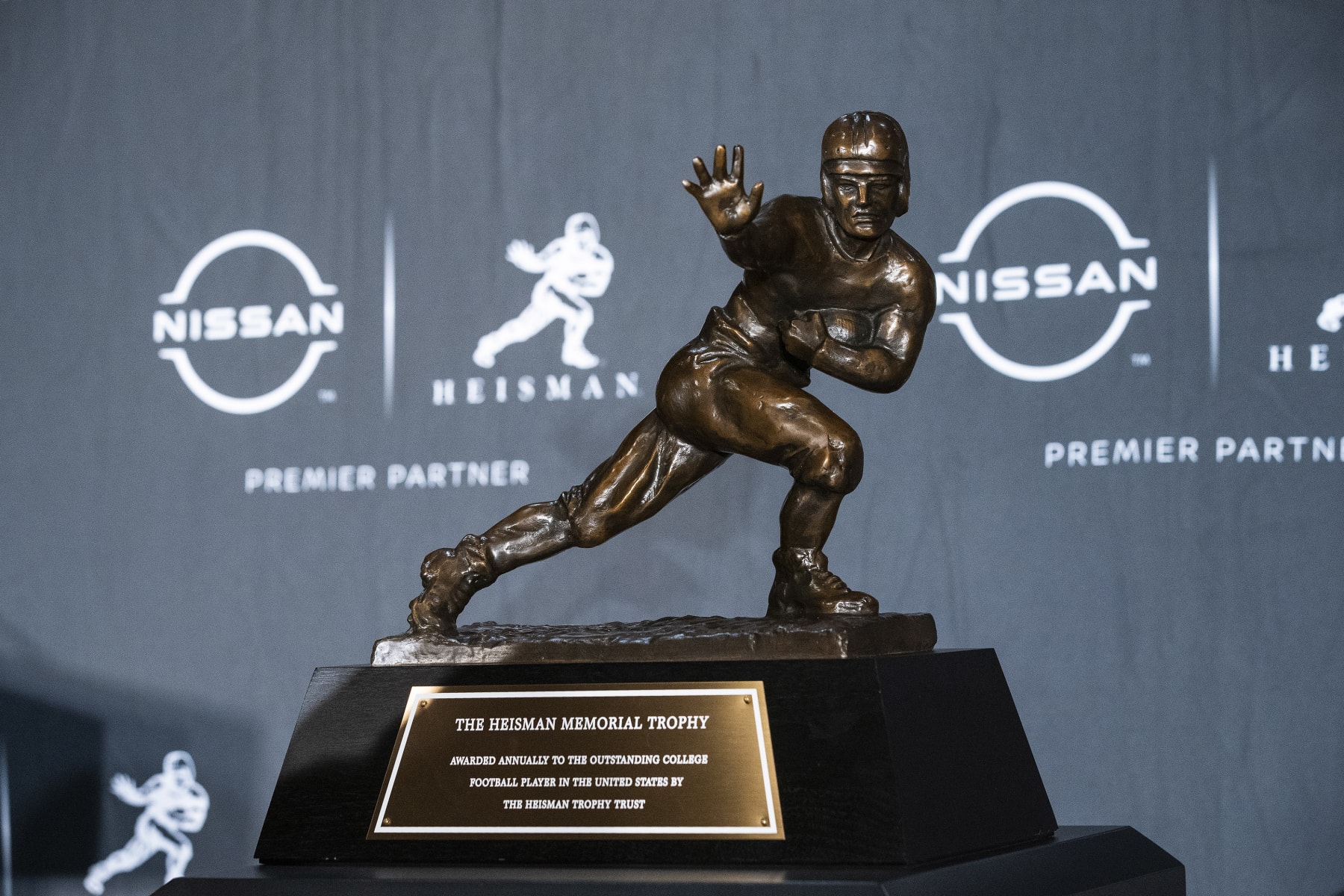 The Heisman Trophy sits during a news conference before the award ceremony Saturday, Dec. 10, 2022, in New York. (AP Photo/Eduardo Munoz Alvarez)