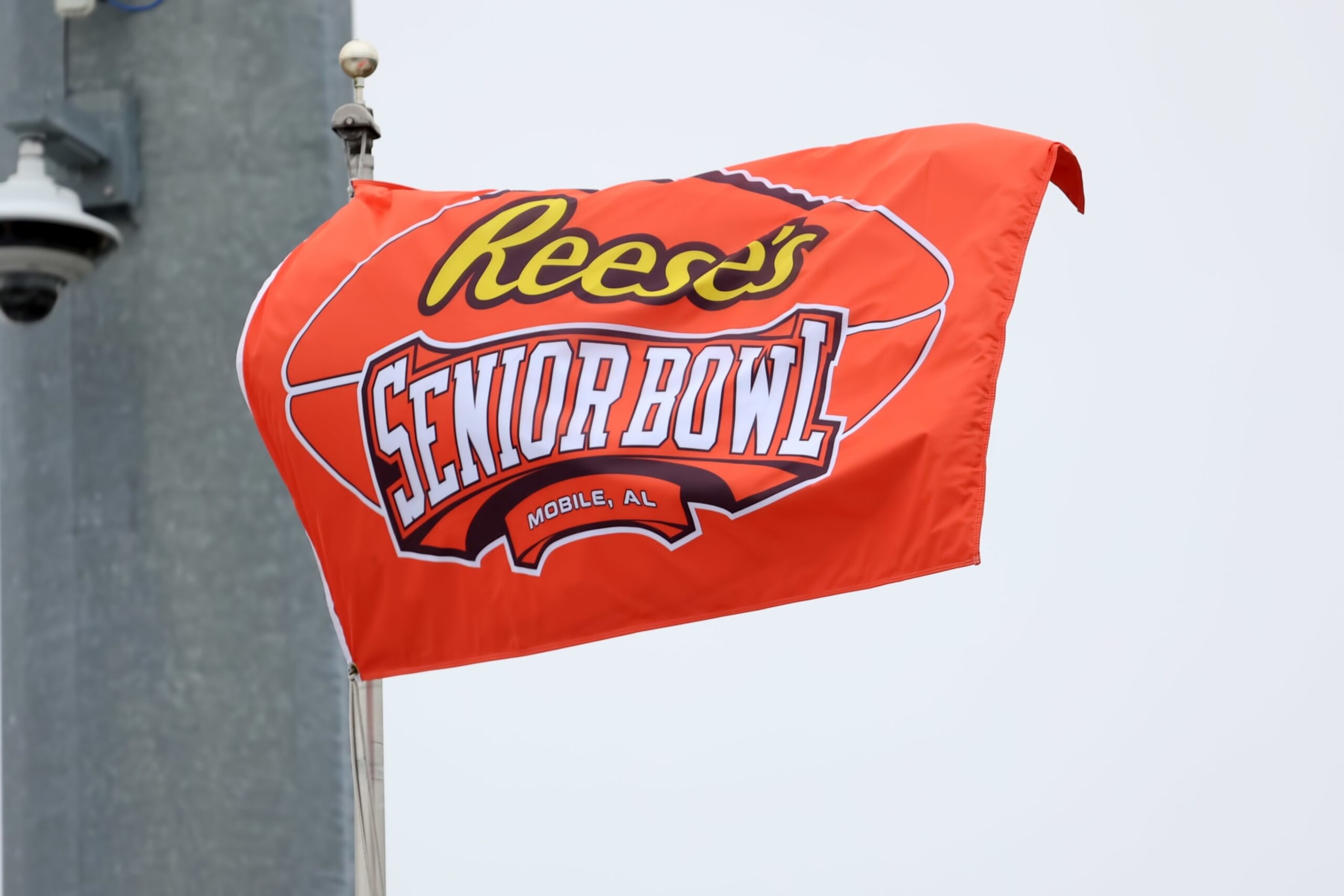 MOBILE, AL - FEBRUARY 01: A general view of a Reese's Senior Bowl flag during the Reese's Senior Bowl National team practice session on February 1, 2023 at Hancock Whitney Stadium in Mobile, Alabama.  (Photo by Michael Wade/Icon Sportswire via Getty Images)