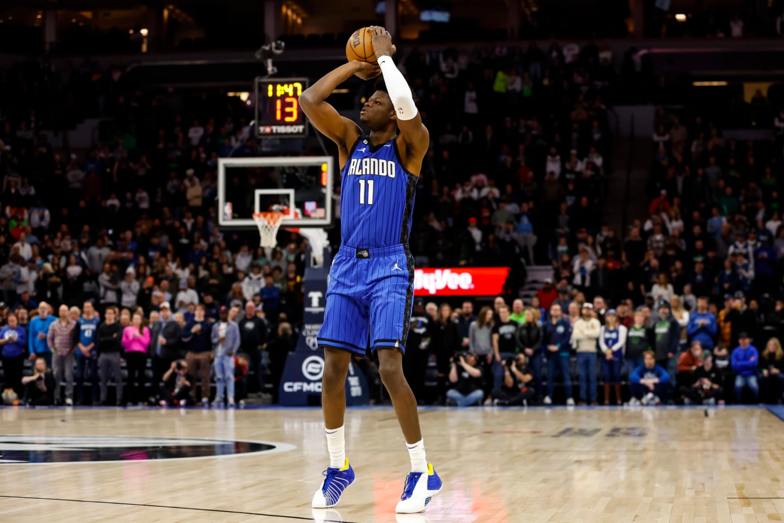 MINNEAPOLIS, MN - FEBRUARY 03: Mo Bamba #11 of the Orlando Magic shoots the ball against the Minnesota Timberwolves in the first quarter of the game at Target Center on February 03, 2023 in Minneapolis, Minnesota. NOTE TO USER: User expressly acknowledges and agrees that, by downloading and or using this Photograph, user is consenting to the terms and conditions of the Getty Images License Agreement. (Photo by David Berding/Getty Images)