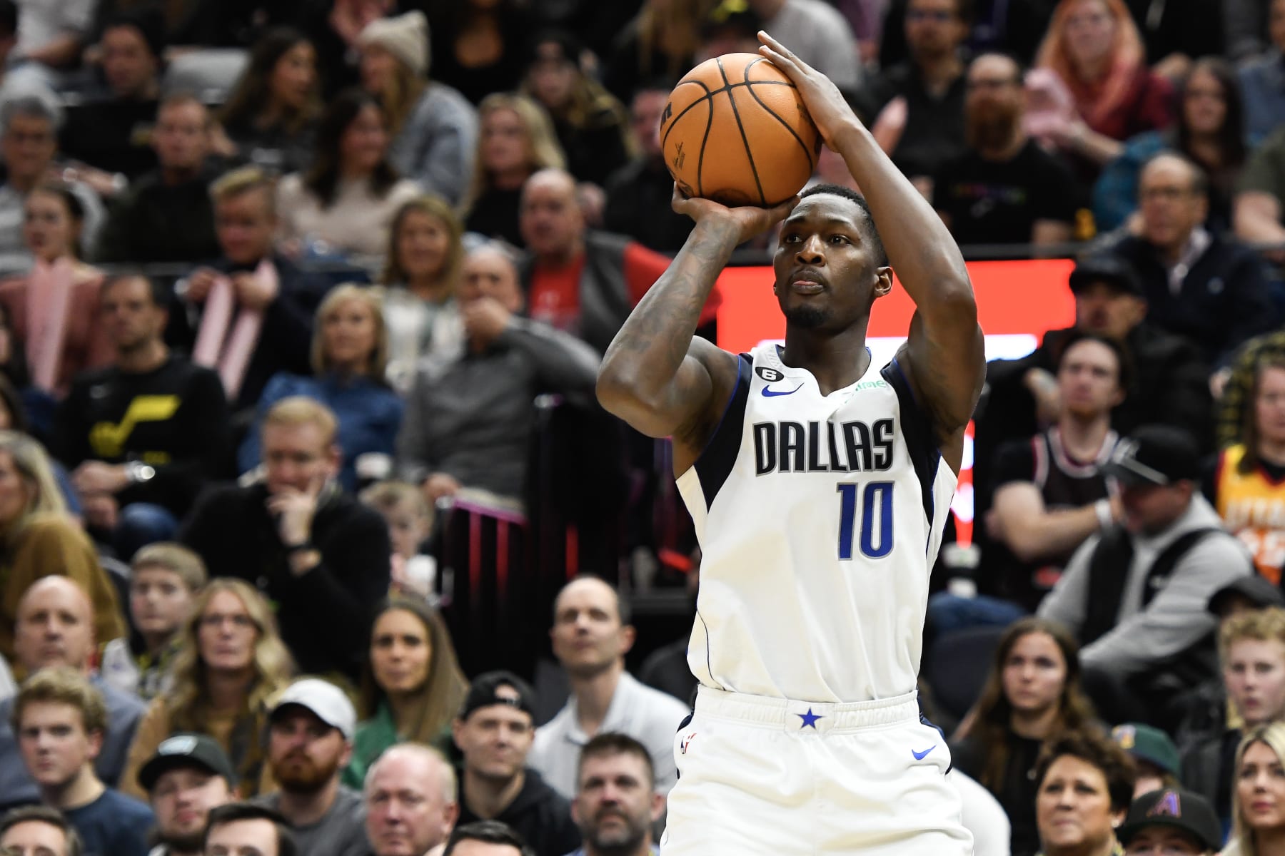 SALT LAKE CITY, UTAH - JANUARY 28: Dorian Finney-Smith #10 of the Dallas Mavericks in action during the second half of a game against the Utah Jazz at Vivint Arena on January 28, 2023 in Salt Lake City, Utah. NOTE TO USER: User expressly acknowledges and agrees that, by downloading and or using this photograph, User is consenting to the terms and conditions of the Getty Images License Agreement.  (Photo by Alex Goodlett/Getty Images)
