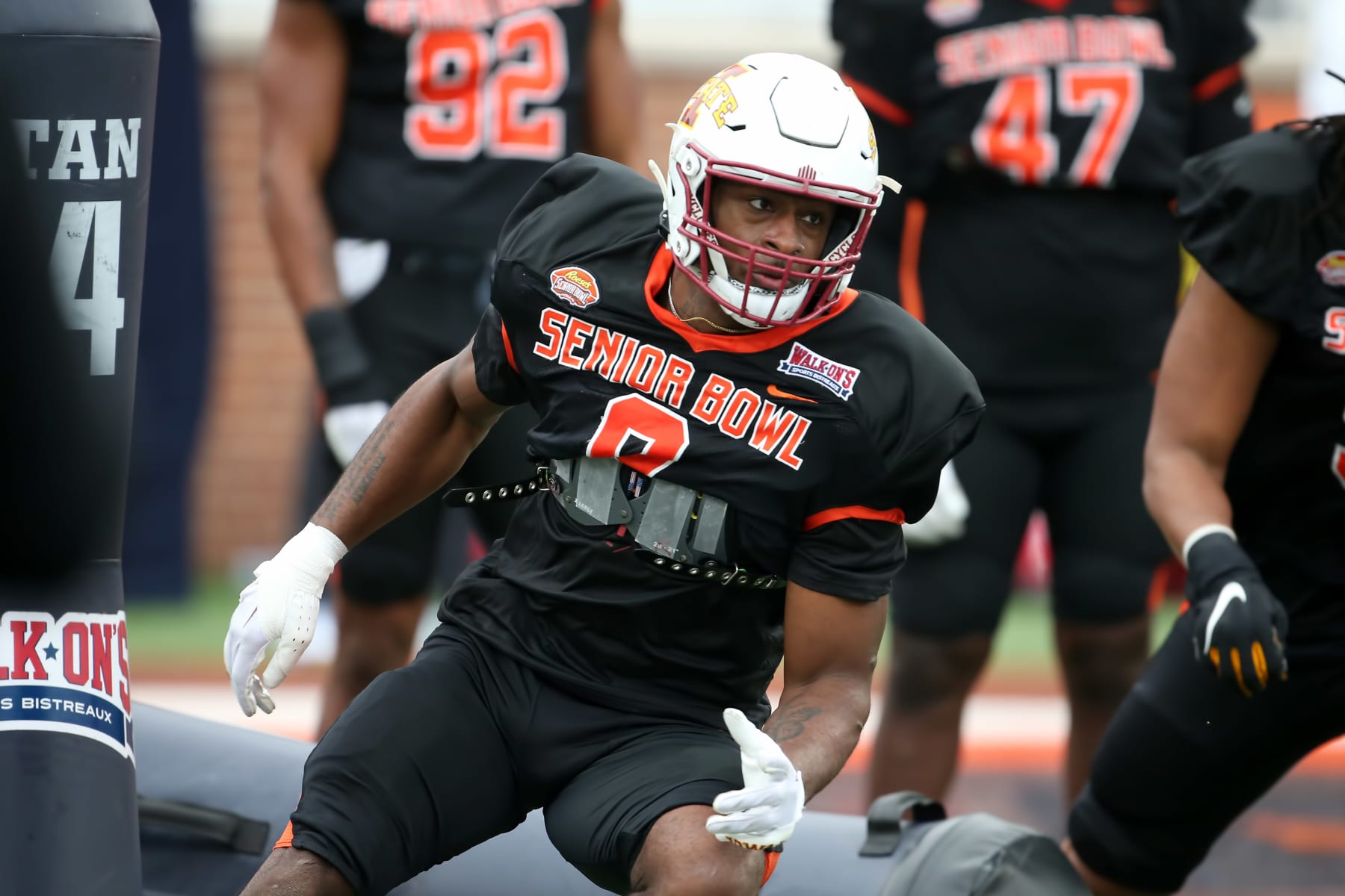 MOBILE, AL - FEBRUARY 02: American linebacker Will McDonald IV of Iowa State (9) during the Reese's Senior Bowl team practice session on February 2, 2023 at Hancock Whitney Stadium in Mobile, Alabama.  (Photo by Michael Wade/Icon Sportswire via Getty Images)