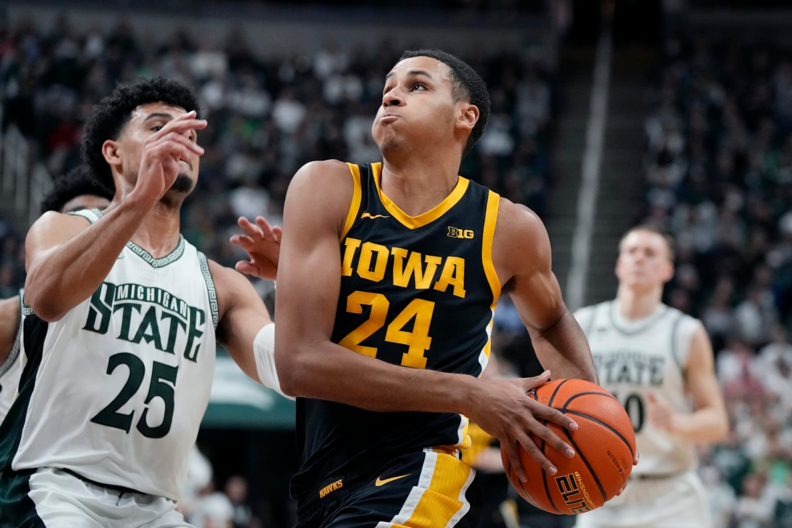 Iowa's Kris Murray
