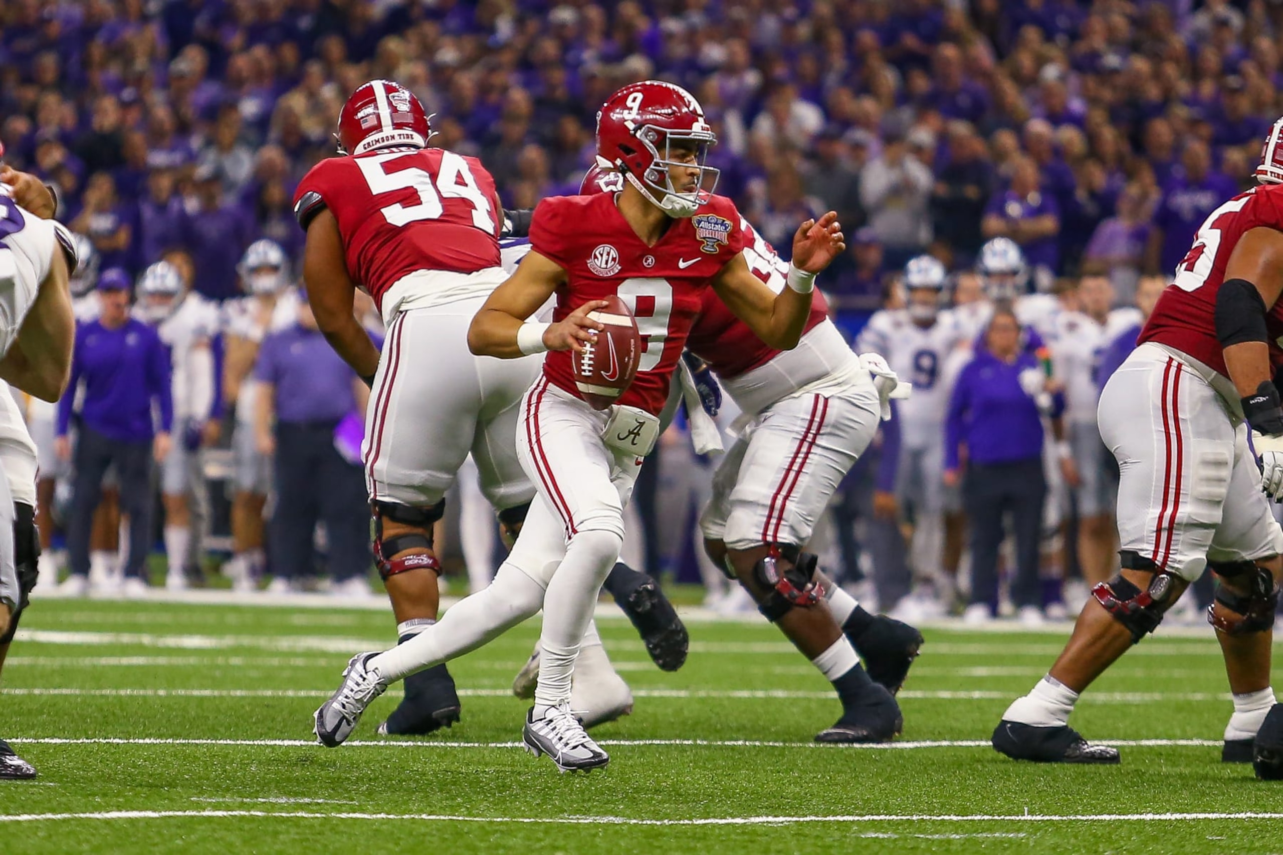 NEW ORLEANS, LA - DECEMBER 31: Alabama Crimson Tide quarterback Bryce Young (9) scrambles during the Allstate Sugar Bowl between the Alabama Crimson Tide and the Kansas State Wildcats on December 31, 2022 at the Caesars Superdome in New Orleans, LA. (Photo by Chris McDill/Icon Sportswire via Getty Images)