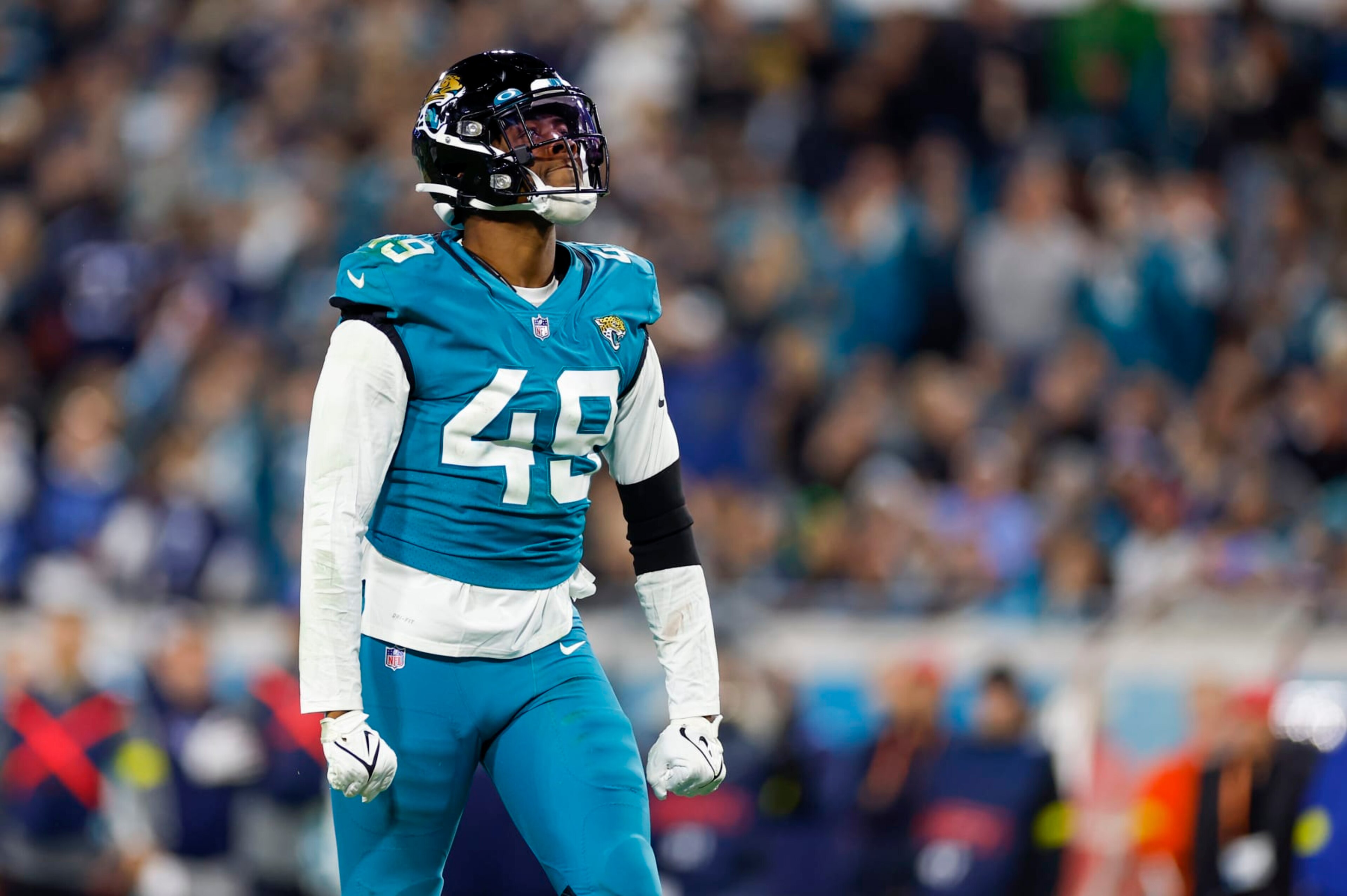 JACKSONVILLE, FL - JANUARY 07: Jacksonville Jaguars defensive end Arden Key (49) reacts after a play during the game between the Tennessee Titans and the Jacksonville Jaguars and the on January 7, 2023 at TIAA Bank Field in Jacksonville, Fl. (Photo by David Rosenblum/Icon Sportswire via Getty Images) JACKSONVILLE, FL - JANUARY 07: Jacksonville Jaguars defensive end Arden Key (49) reacts after a play during the game between the Tennessee Titans and the Jacksonville Jaguars and the on January 7, 2023 at TIAA Bank Field in Jacksonville, Fl. (Photo by David Rosenblum/Icon Sportswire via Getty Images)