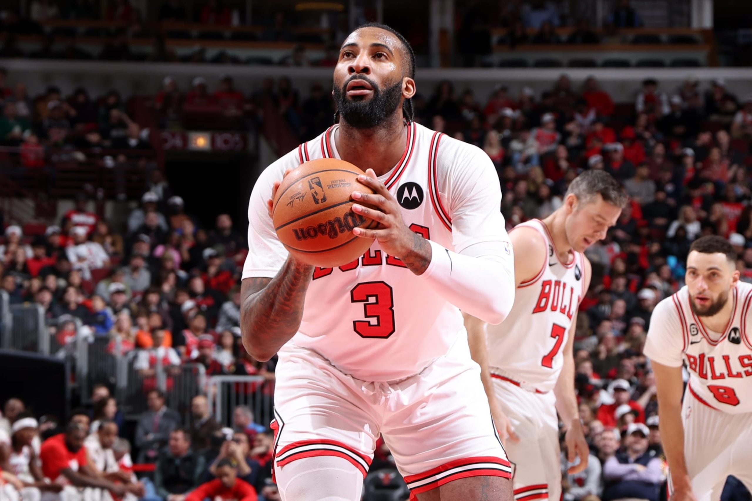 CHICAGO, IL - FEBRUARY 2: Andre Drummond #3 of the Chicago Bulls prepares to shoot a free throw during the game against the Charlotte Hornets on February 2, 2023 at United Center in Chicago, Illinois. NOTE TO USER: User expressly acknowledges and agrees that, by downloading and or using this photograph, User is consenting to the terms and conditions of the Getty Images License Agreement. Mandatory Copyright Notice: Copyright 2023 NBAE (Photo by Jeff Haynes/NBAE via Getty Images)