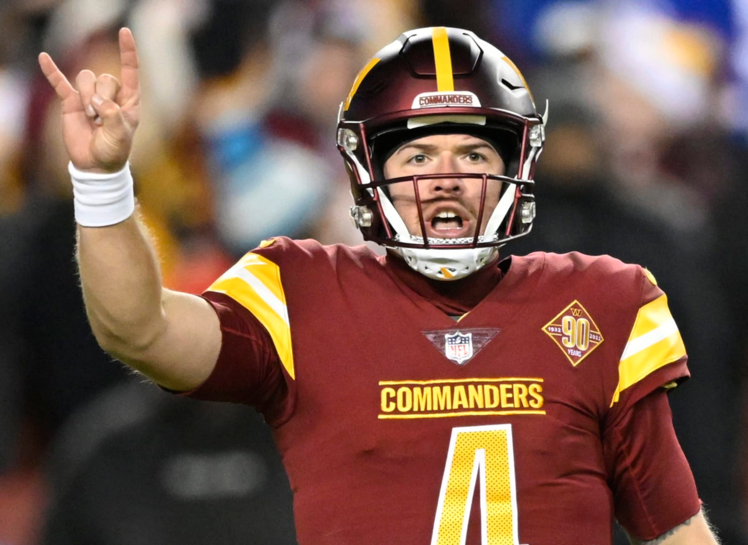 LANDOVER, MD- DECEMBER 18:  Washington Commanders quarterback Taylor Heinicke (4) during the New York Giants defat of the Washington Commanders  20-12 at FedEx Field on December 18, 2022 in Landover, MD. (Photo by John McDonnell/The Washington Post via Getty Images)