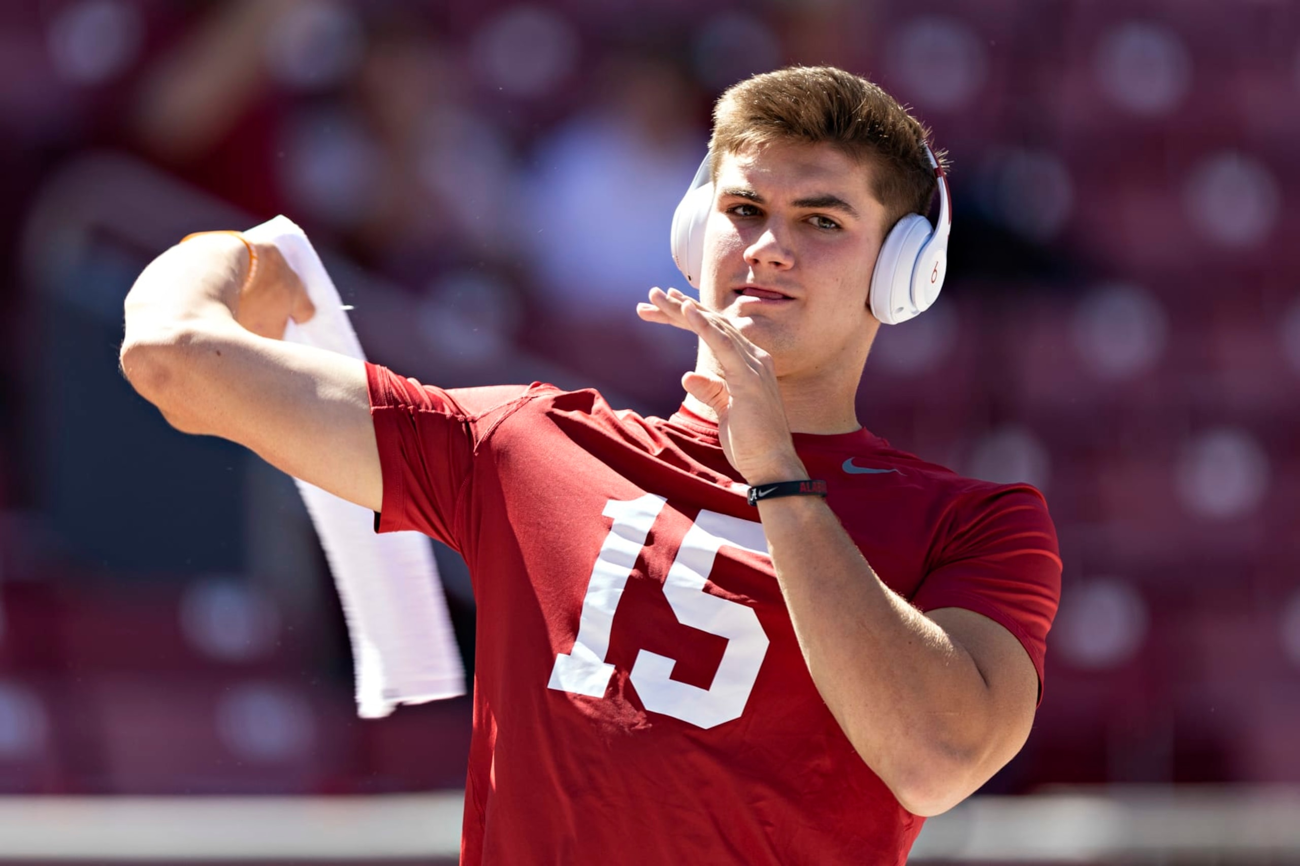 FAYETTEVILLE, ARKANSAS - OCTOBER 1: Ty Simpson #15 of the Alabama Crimson Tide warms up before a game against the Arkansas Razorbacks at Donald W. Reynolds Razorback Stadium on October 1, 2022 in Fayetteville, Arkansas. The Crimson Tide defeated the Razorbacks 49-26. (Photo by Wesley Hitt/Getty Images) FAYETTEVILLE, ARKANSAS - OCTOBER 1: Ty Simpson #15 of the Alabama Crimson Tide warms up before a game against the Arkansas Razorbacks at Donald W. Reynolds Razorback Stadium on October 1, 2022 in Fayetteville, Arkansas. The Crimson Tide defeated the Razorbacks 49-26. (Photo by Wesley Hitt/Getty Images)