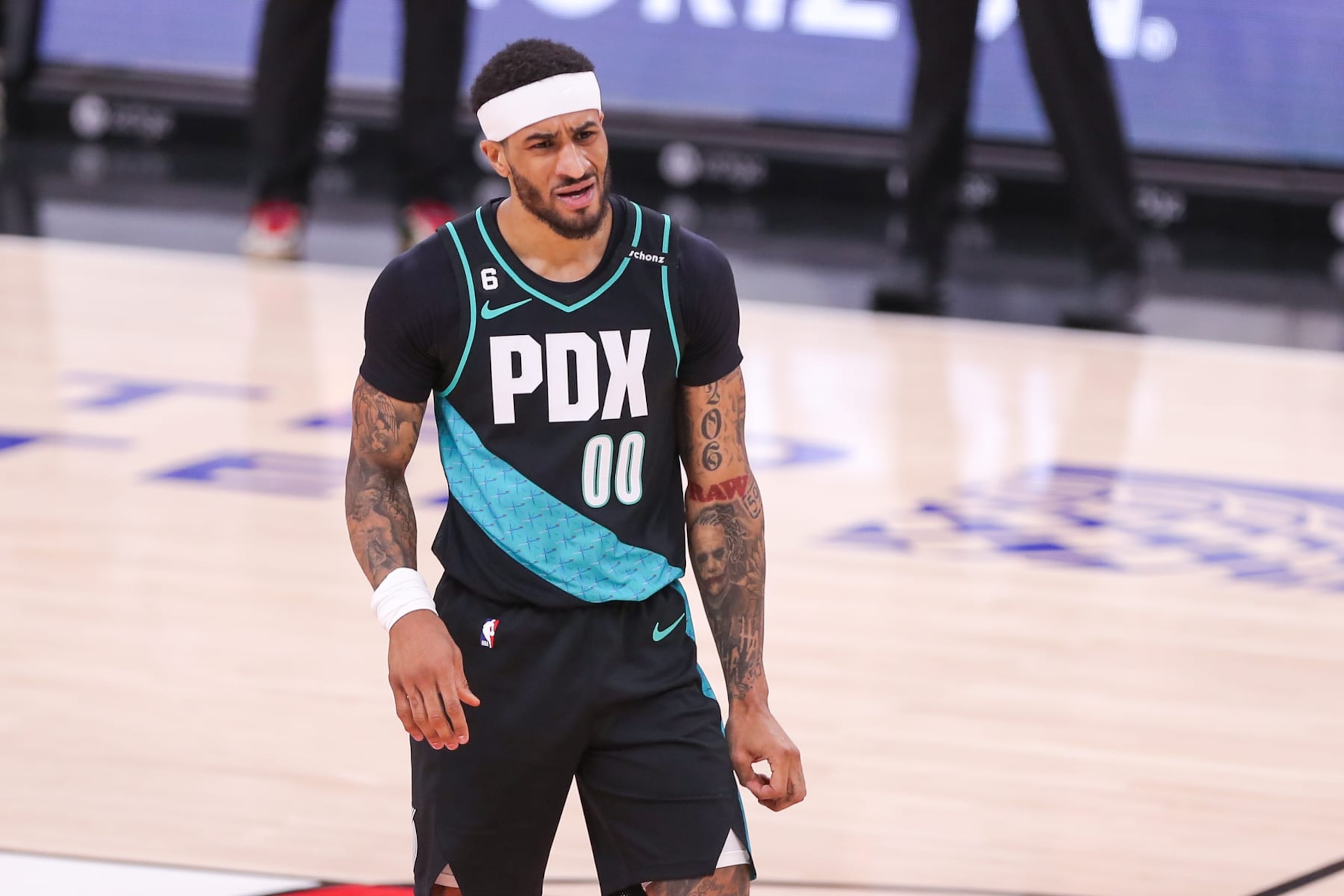 CHICAGO, IL - FEBRUARY 04: Portland Trail Blazers Guard Gary Payton II (00) reacts to a call during a NBA game between the Portland Trail Blazers and the Chicago Bulls on February 4, 2023 at the United Center in Chicago, IL. (Photo by Melissa Tamez/Icon Sportswire via Getty Images)