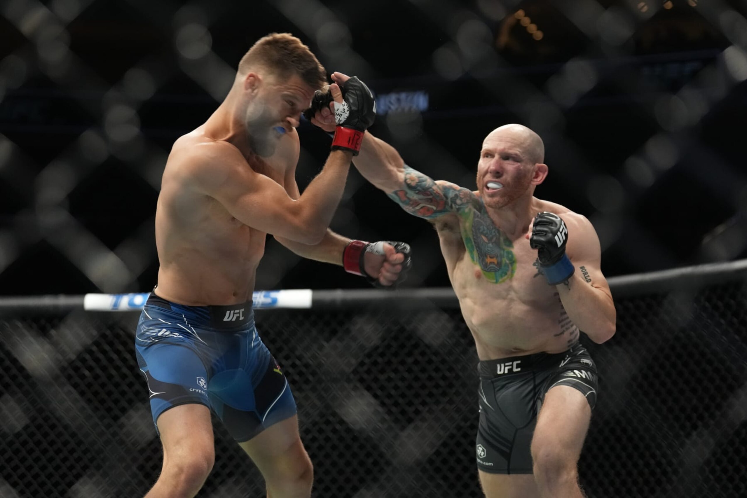 Josh Emmett (right) beat Calvin Kattar last time out. 