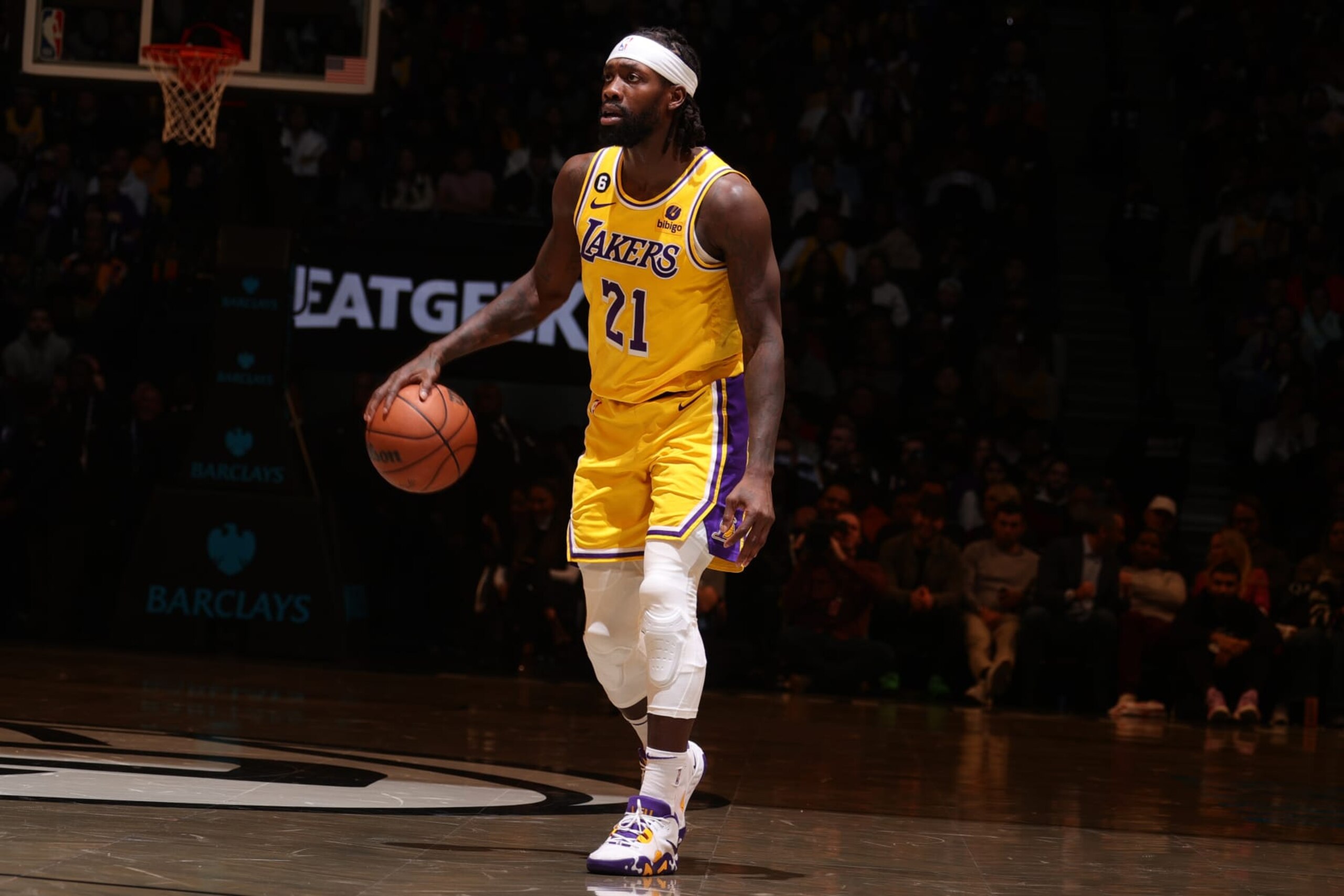 BROOKLYN, NY - JANUARY 30: Patrick Beverly #21 of the Los Angeles Lakers dribbles the ball during the game against the Brooklyn Nets on January 30, 2023 at Barclays Center in Brooklyn, New York. NOTE TO USER: User expressly acknowledges and agrees that, by downloading and or using this Photograph, user is consenting to the terms and conditions of the Getty Images License Agreement. Mandatory Copyright Notice: Copyright 2023 NBAE (Photo by Nathaniel S. Butler/NBAE via Getty Images)