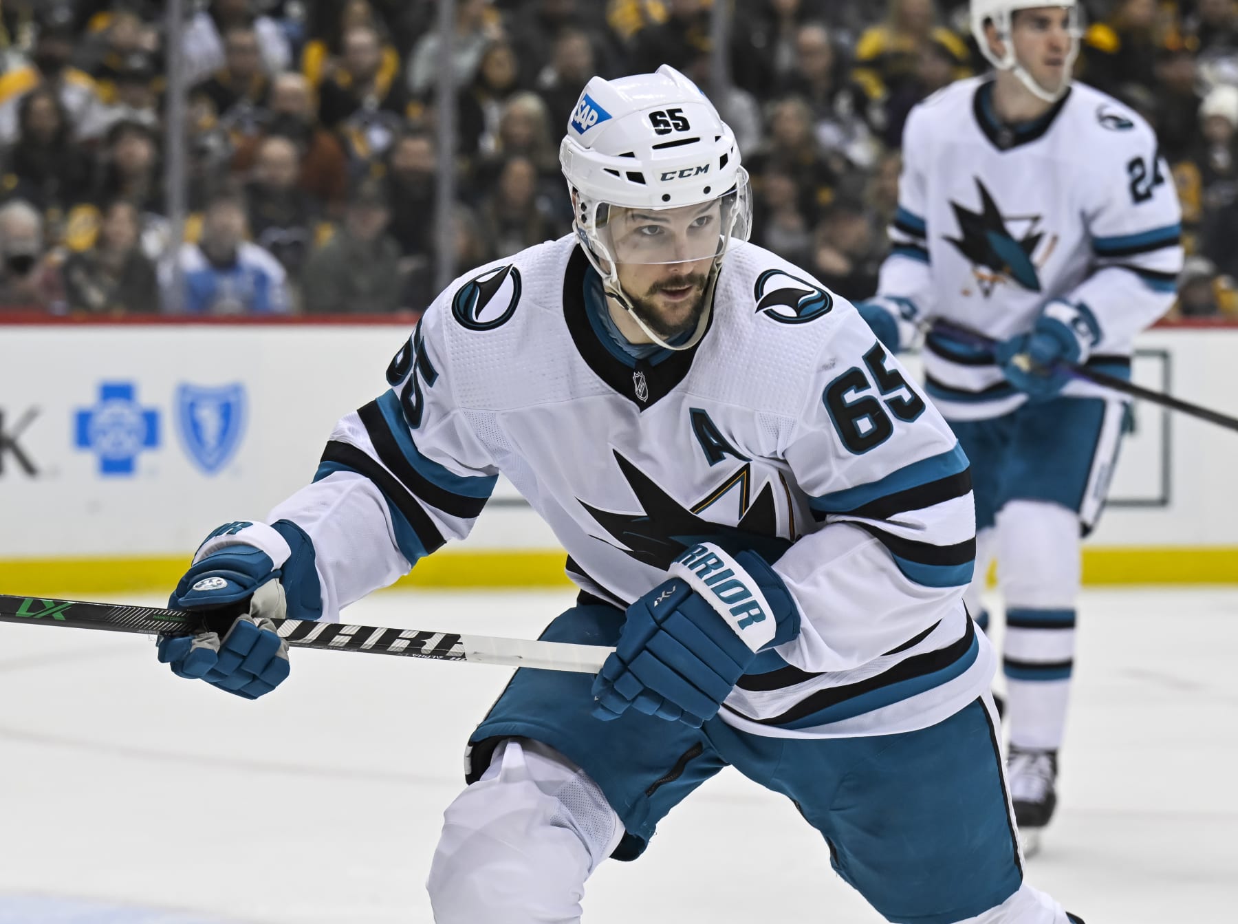 PITTSBURGH, PA - JANUARY 28: San Jose Sharks Defenseman Erik Karlsson (65) looks on during the first period in the NHL game between the Pittsburgh Penguins and the San Jose Sharks on January 28, 2023, at PPG Paints Arena in Pittsburgh, PA. (Photo by Jeanine Leech/Icon Sportswire via Getty Images)