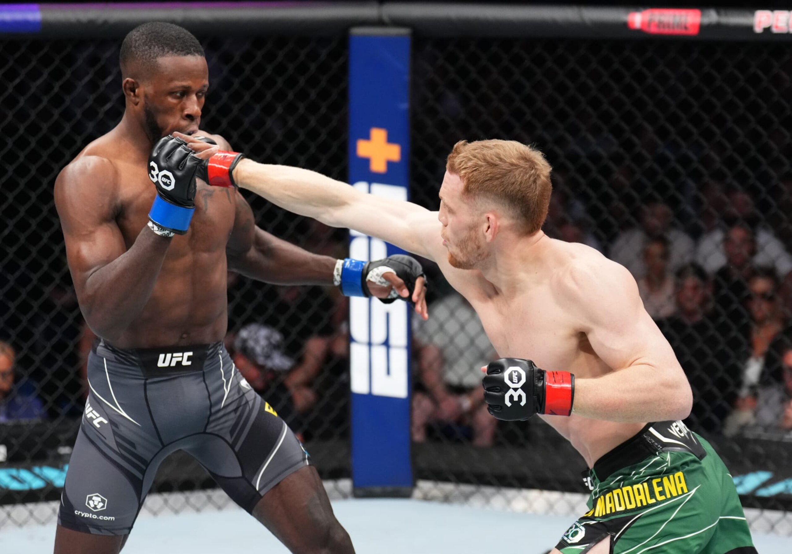 PERTH, AUSTRALIA - FEBRUARY 12: (R-L) Jack Della Maddalena of Australia punches Randy Brown of Jamaica in a welterweight fight during the UFC 284 event at RAC Arena on February 12, 2023 in Perth, Australia. (Photo by Chris Unger/Zuffa LLC via Getty Images) PERTH, AUSTRALIA - FEBRUARY 12: (R-L) Jack Della Maddalena of Australia punches Randy Brown of Jamaica in a welterweight fight during the UFC 284 event at RAC Arena on February 12, 2023 in Perth, Australia. (Photo by Chris Unger/Zuffa LLC via Getty Images)