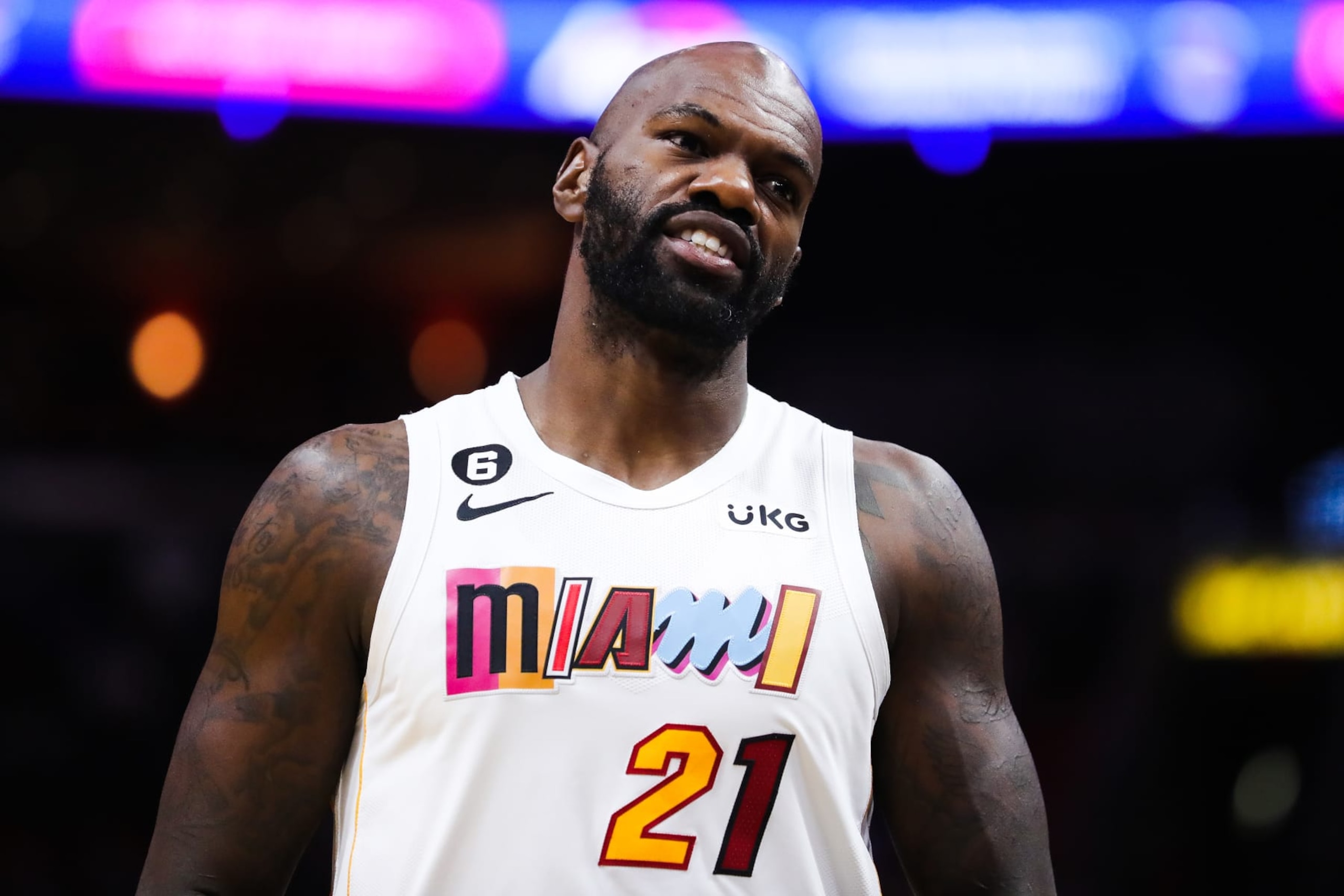MIAMI, FLORIDA - DECEMBER 10: Dewayne Dedmon #21 of the Miami Heat looks on during the second half of the game nio Spurs at FTX Arena on December 10, 2022 in Miami, Florida. NOTE TO USER: User expressly acknowledges and agrees that, by downloading and or using this photograph, User is consenting to the terms and conditions of the Getty Images License Agreement. (Photo by Megan Briggs/Getty Images)