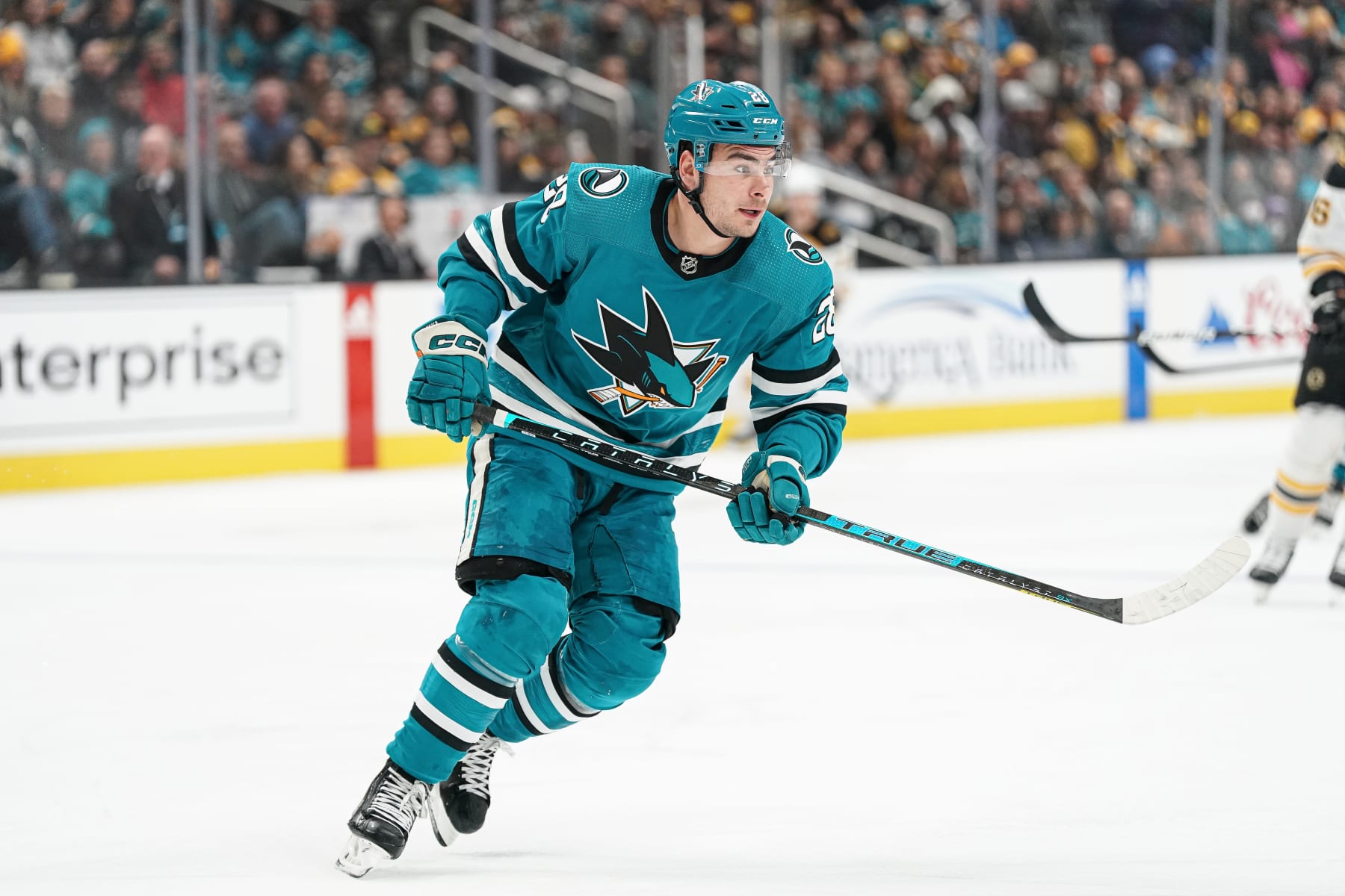 SAN JOSE, CA - JANUARY 7: Timo Meier #28 of the San Jose Sharks skates after the puck against the Boston Bruins at SAP Center on January 7, 2023 in San Jose, California. (Photo by Kavin Mistry/NHLI via Getty Images)