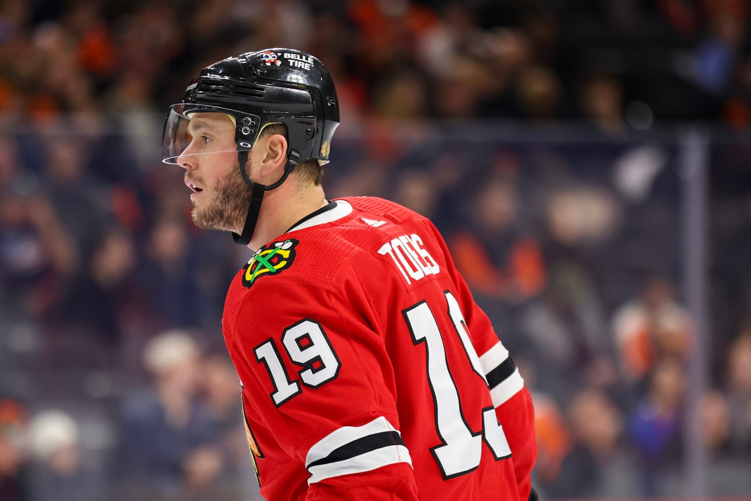 PHILADELPHIA, PENNSYLVANIA - JANUARY 19: Jonathan Toews #19 of the Chicago Blackhawks looks on against the Philadelphia Flyers at Wells Fargo Center on January 19, 2023 in Philadelphia, Pennsylvania. (Photo by Tim Nwachukwu/Getty Images)