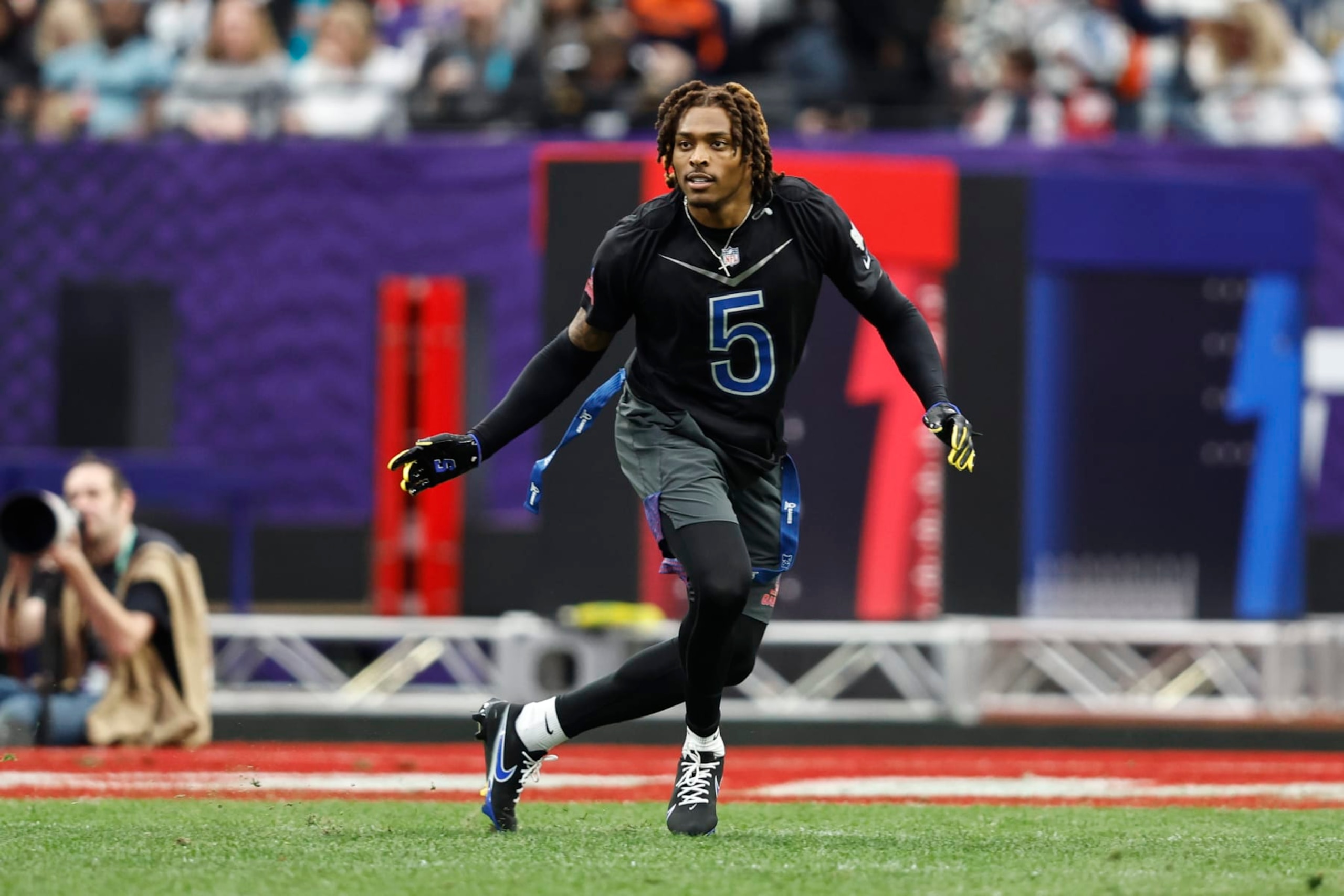 LAS VEGAS, NEVADA - FEBRUARY 05: LAS VEGAS, NEVADA - FEBRUARY 05: NFC cornerback Jalen Ramsey #5 of the Los Angles Rams defends during an NFL Pro Bowl football game at Allegiant Stadium on February 05, 2023 in Las Vegas, Nevada. (Photo by Michael Owens/Getty Images)