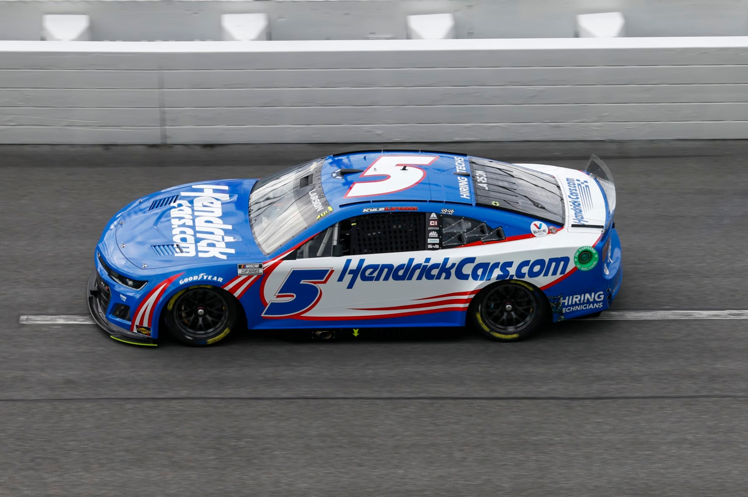 DAYTONA, FL - AUGUST 28: Kyle Larson (#5 Hendrick Motorsports HendrickCars.com Chevrolet) during the NASCAR Cup Series Coke Zero Sugar 400 at Daytona on August 28, 2022 at Daytona International Speedway in Daytona Beach, Fl. (Photo by David Rosenblum/Icon Sportswire via Getty Images)