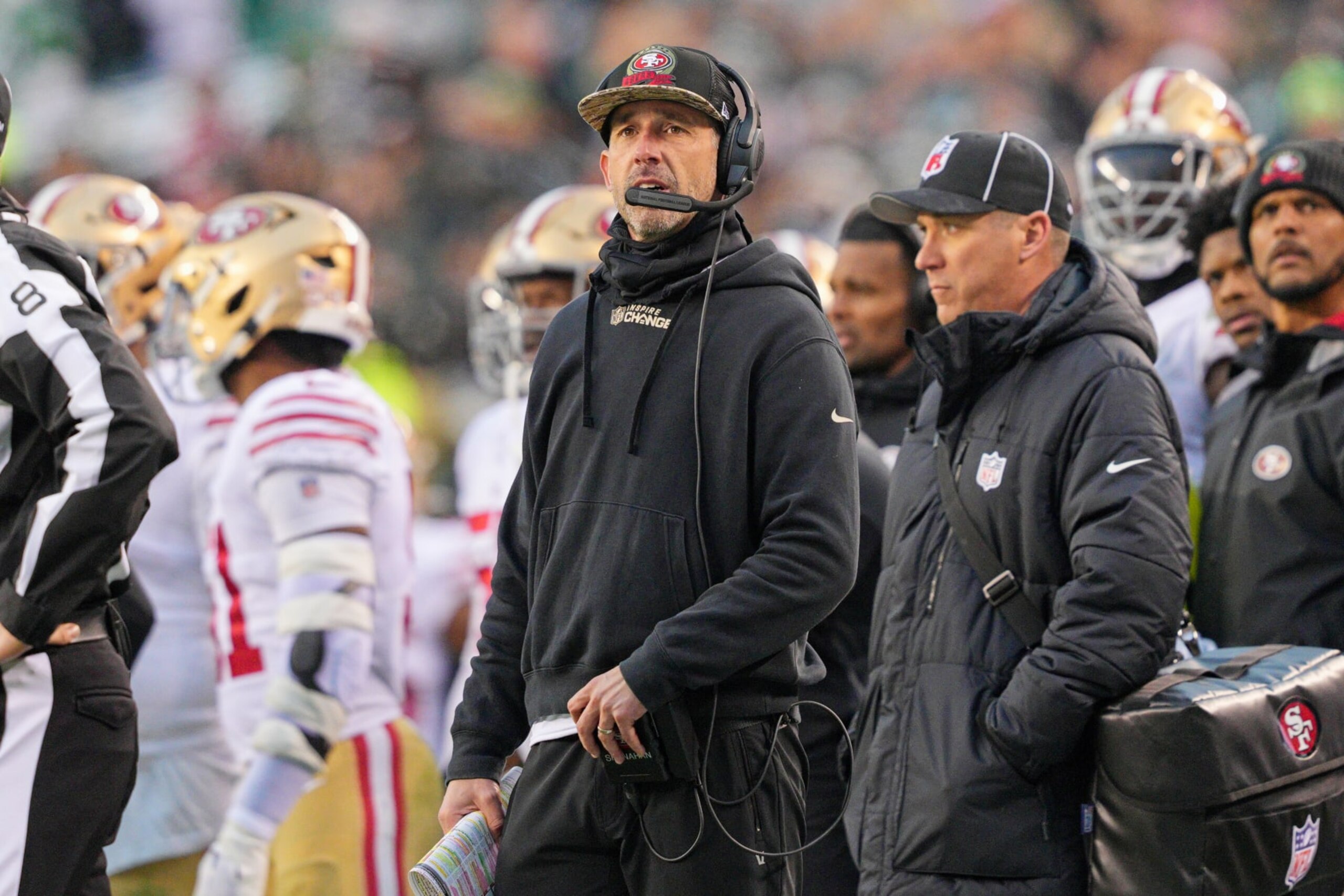 PHILADELPHIA, PA - JANUARY 29: San Francisco 49ers head coach Kyle Shanahan looks on during the Championship game between the San Fransisco 49ers and the Philadelphia Eagles on January 29, 2023. (Photo by Andy Lewis/Icon Sportswire via Getty Images)