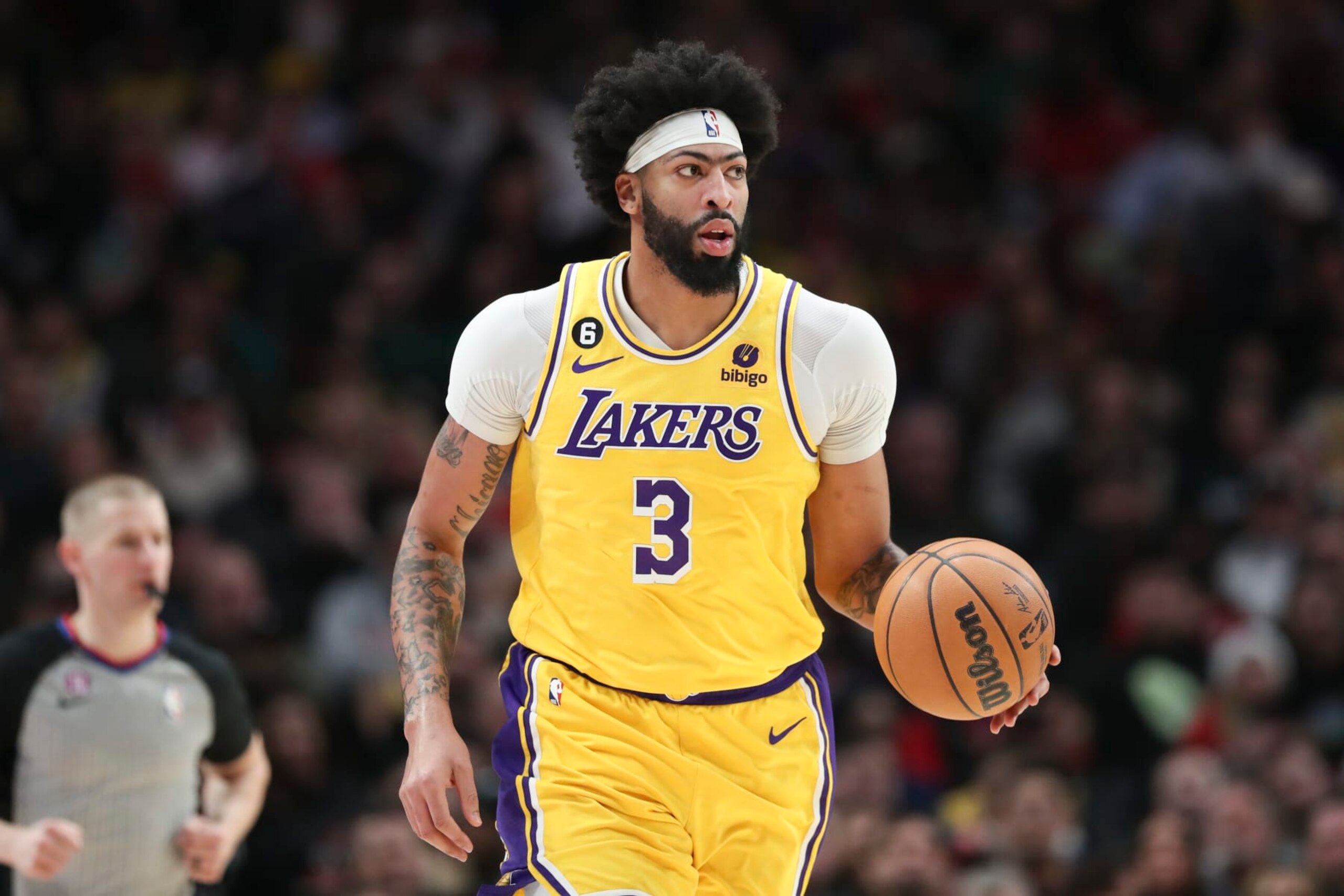 PORTLAND, OREGON - FEBRUARY 13: Anthony Davis #3 of the Los Angeles Lakers plays against the Portland Trail Blazers during the second quarter at Moda Center on February 13, 2023 in Portland, Oregon. NOTE TO USER: User expressly acknowledges and agrees that, by downloading and or using this photograph, user is consenting to the terms and conditions of the Getty Images License Agreement. (Photo by Amanda Loman/Getty Images)