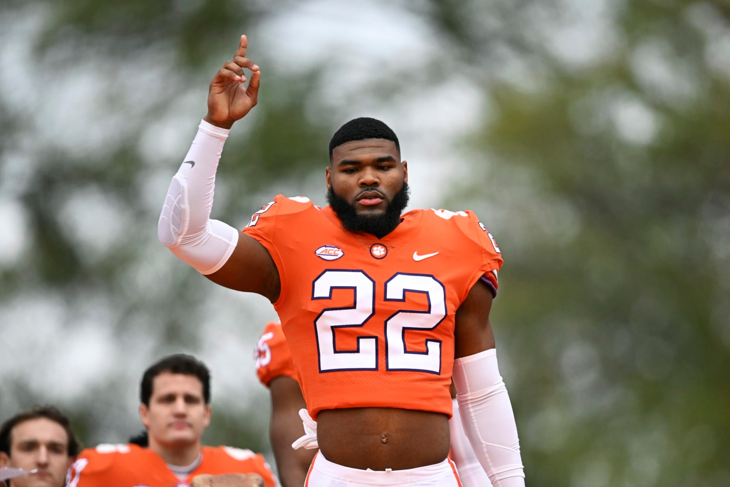 Clemson LB Trenton Simpson