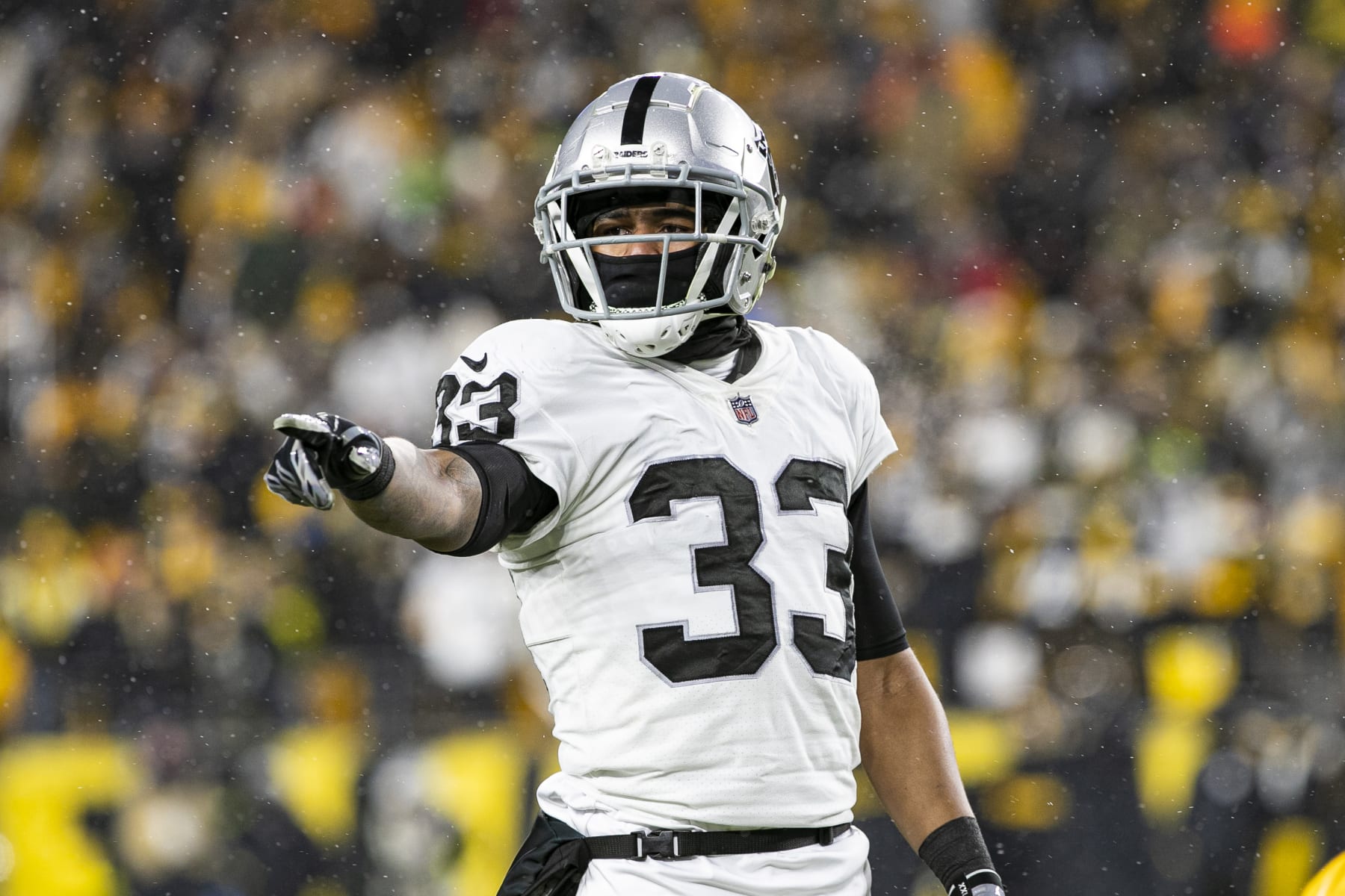 PITTSBURGH, PA - DECEMBER 24: Las Vegas Raiders safety Roderic Teamer (33) looks on during the national football league game between the Las Vegas Raiders and the Pittsburgh Steelers on December 24, 2022 at Acrisure Stadium in Pittsburgh, PA. (Photo by Mark Alberti/Icon Sportswire via Getty Images)