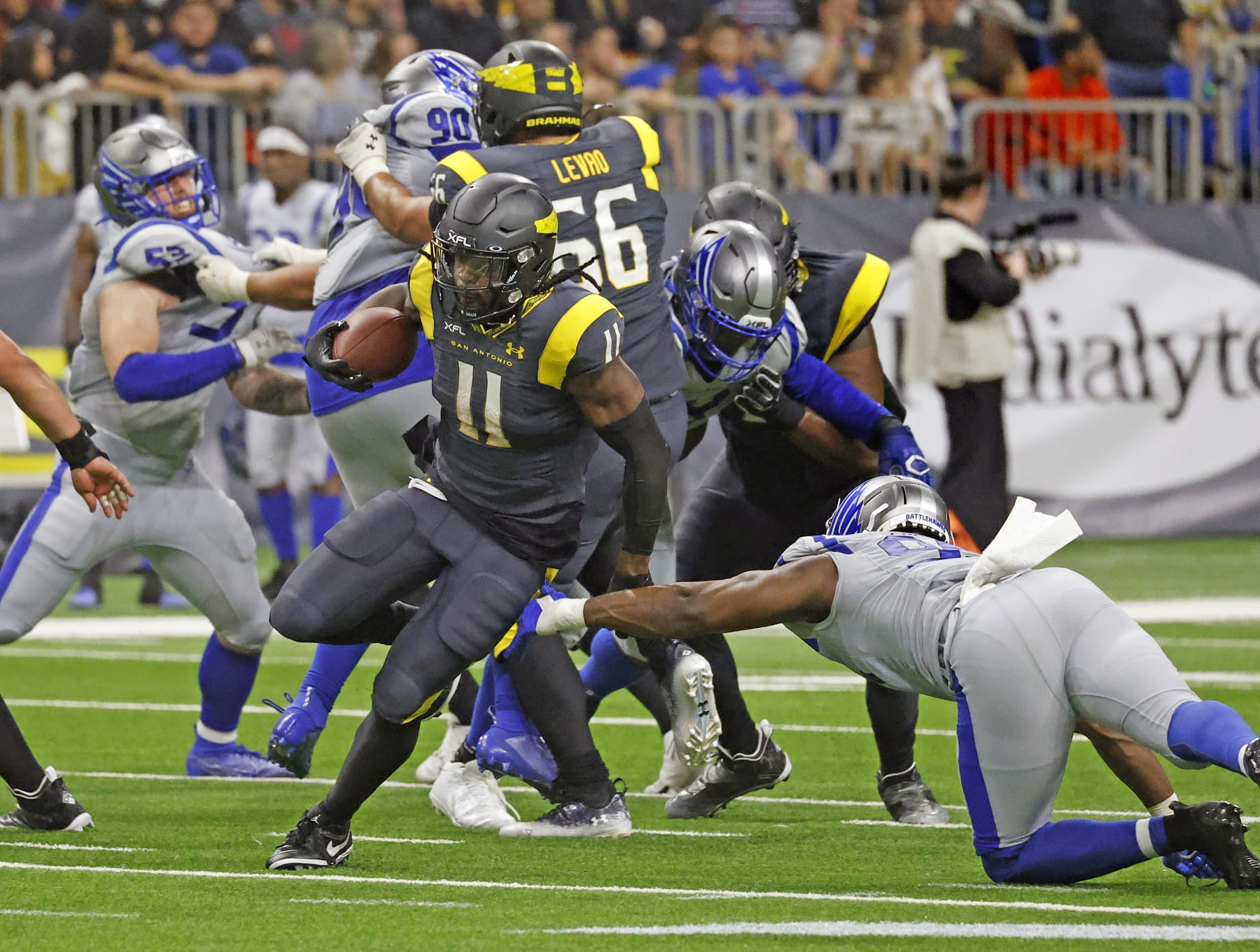 Brahmas RB Kalen Ballage