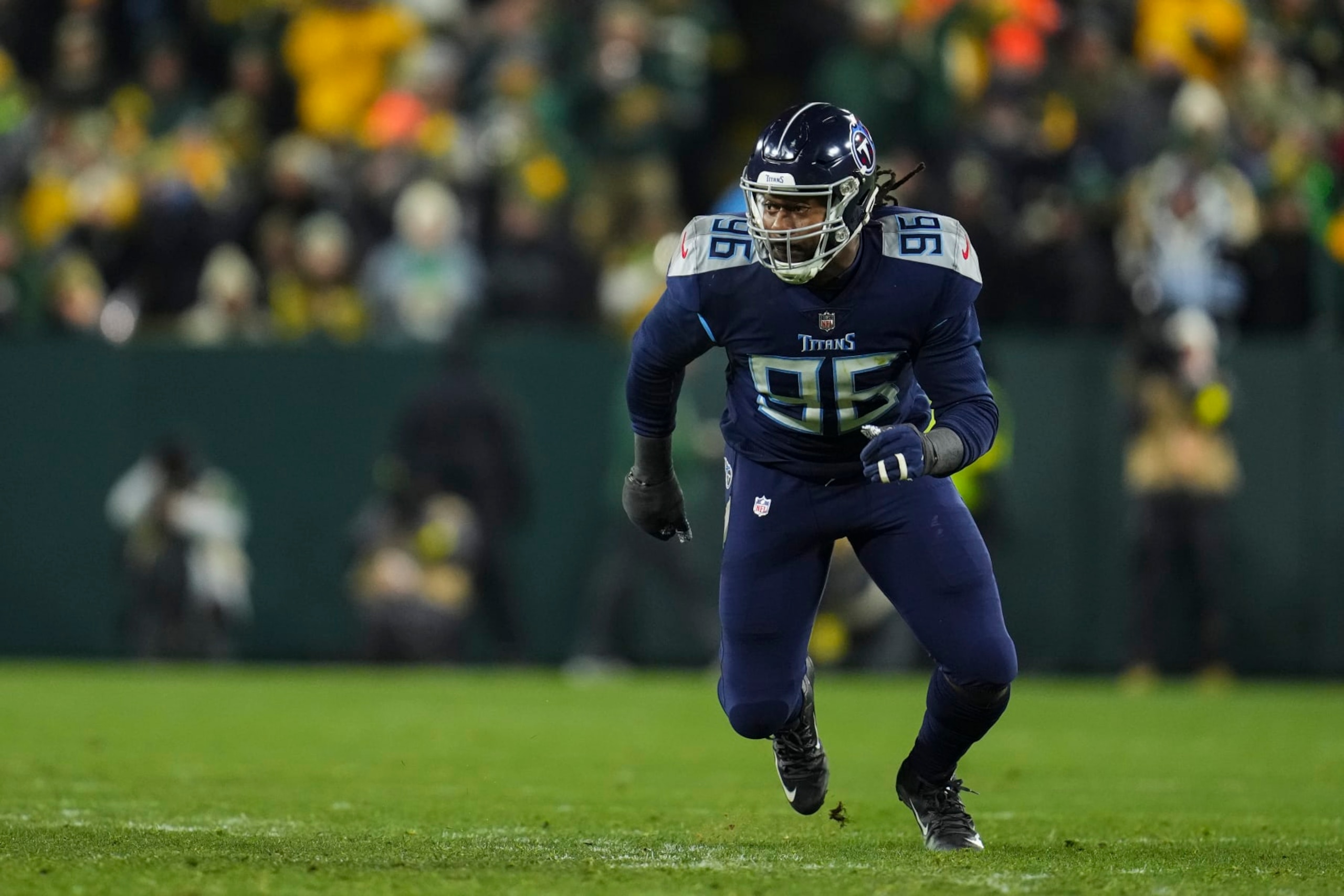 Titans DL Denico Autry