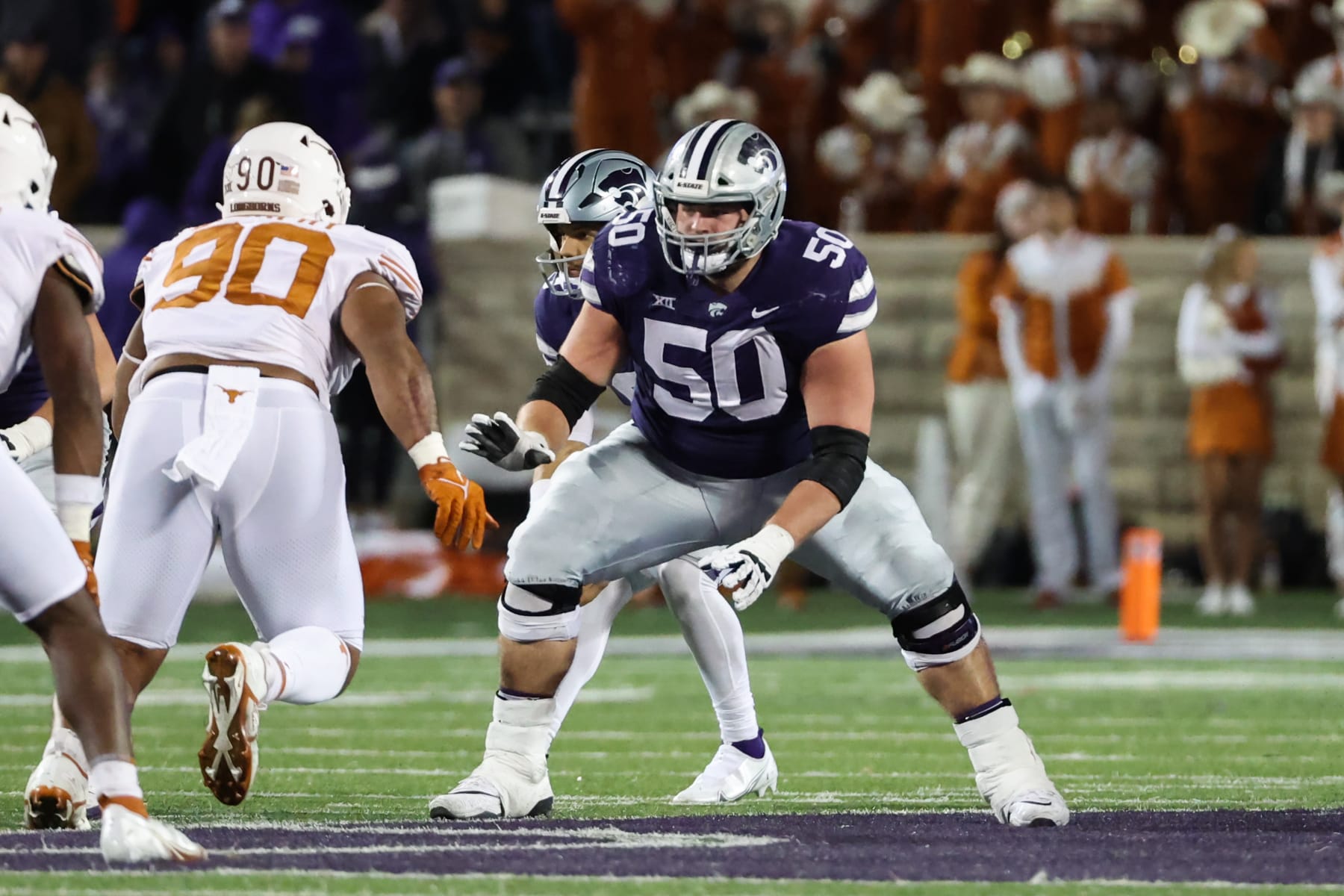 MANHATTAN, KS - NOVEMBER 05: Kansas State Wildcats offensive lineman Cooper Beebe (50) looks to block in the third quarter of a Big 12 college football game between the Texas Longhorns and Kansas State Wildcats on November 5, 2022 at Bill Snyder Family Stadium in Manhattan, KS. (Photo by Scott Winters/Icon Sportswire via Getty Images)