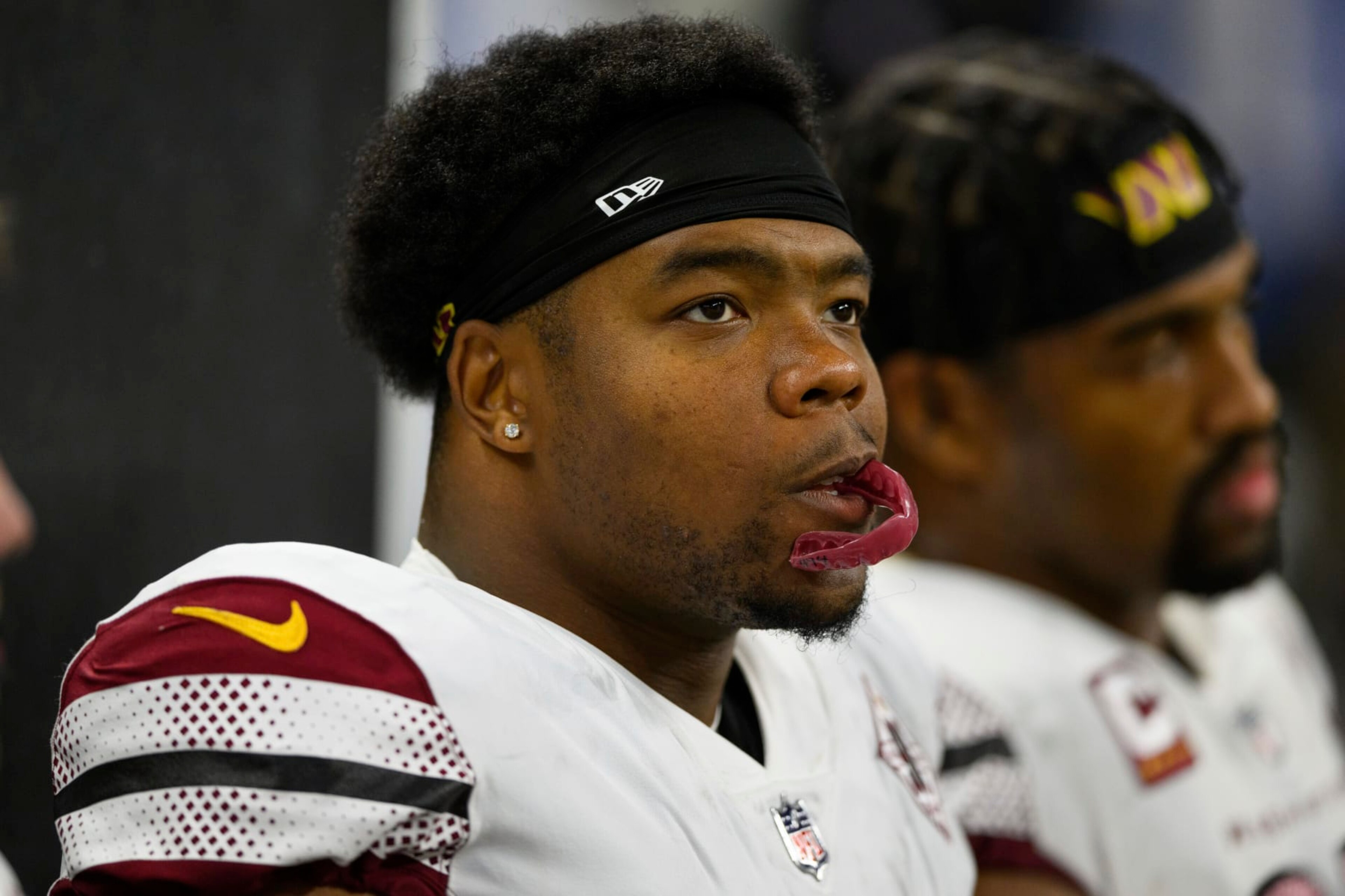 Washington Commanders defensive tackle Daron Payne (94) on the sidelines during an NFL football game against the Indianapolis Colts, Sunday, Oct. 30, 2022, in Indianapolis. (AP Photo/Zach Bolinger)