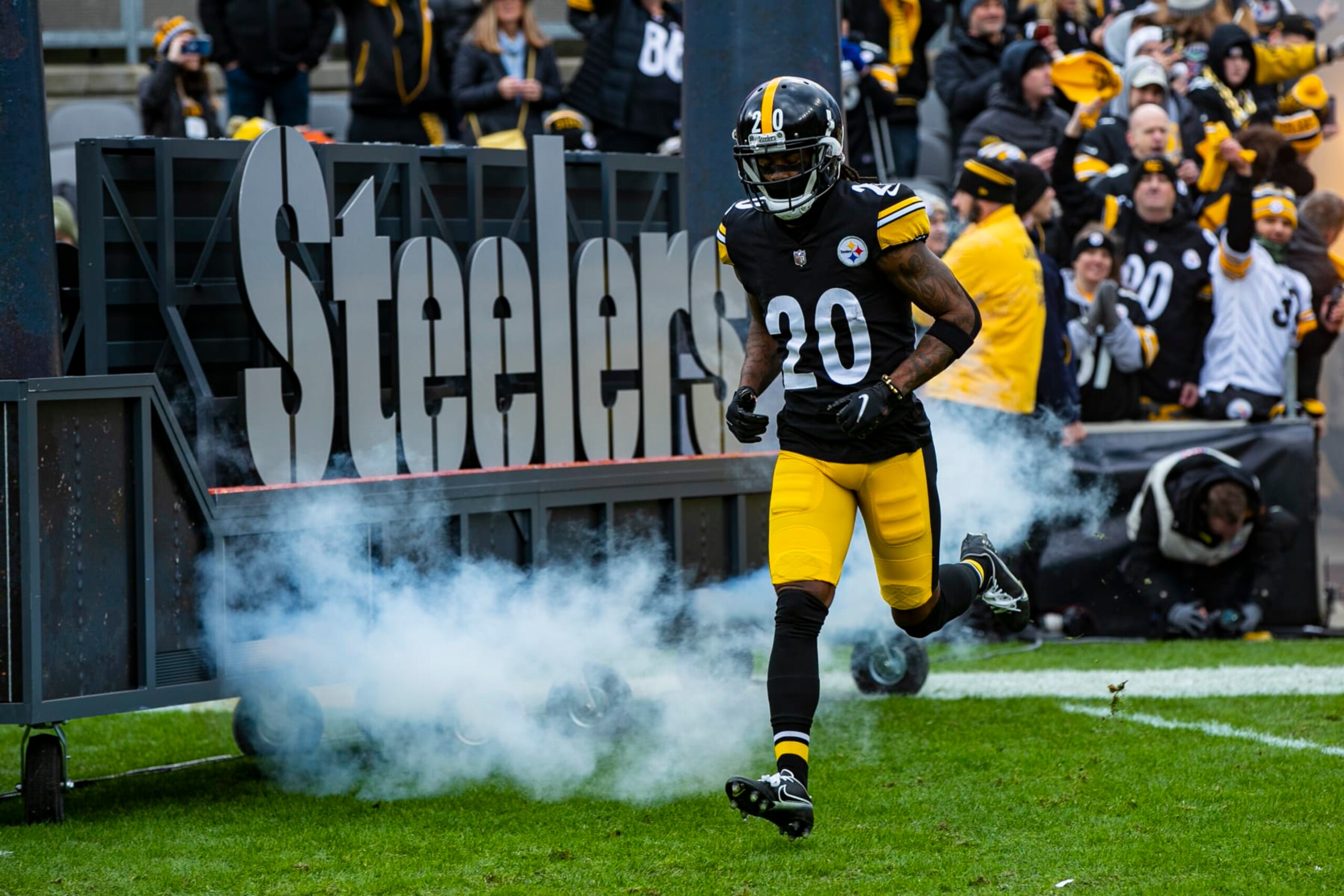 PITTSBURGH, PA - NOVEMBER 13: Pittsburgh Steelers cornerback Cameron Sutton (20) is announced during the national football league game between the New Orleans Saints and the Pittsburgh Steelers on November 13, 2022 at Acrisure Stadium in Pittsburgh, PA. (Photo by Mark Alberti/Icon Sportswire via Getty Images)