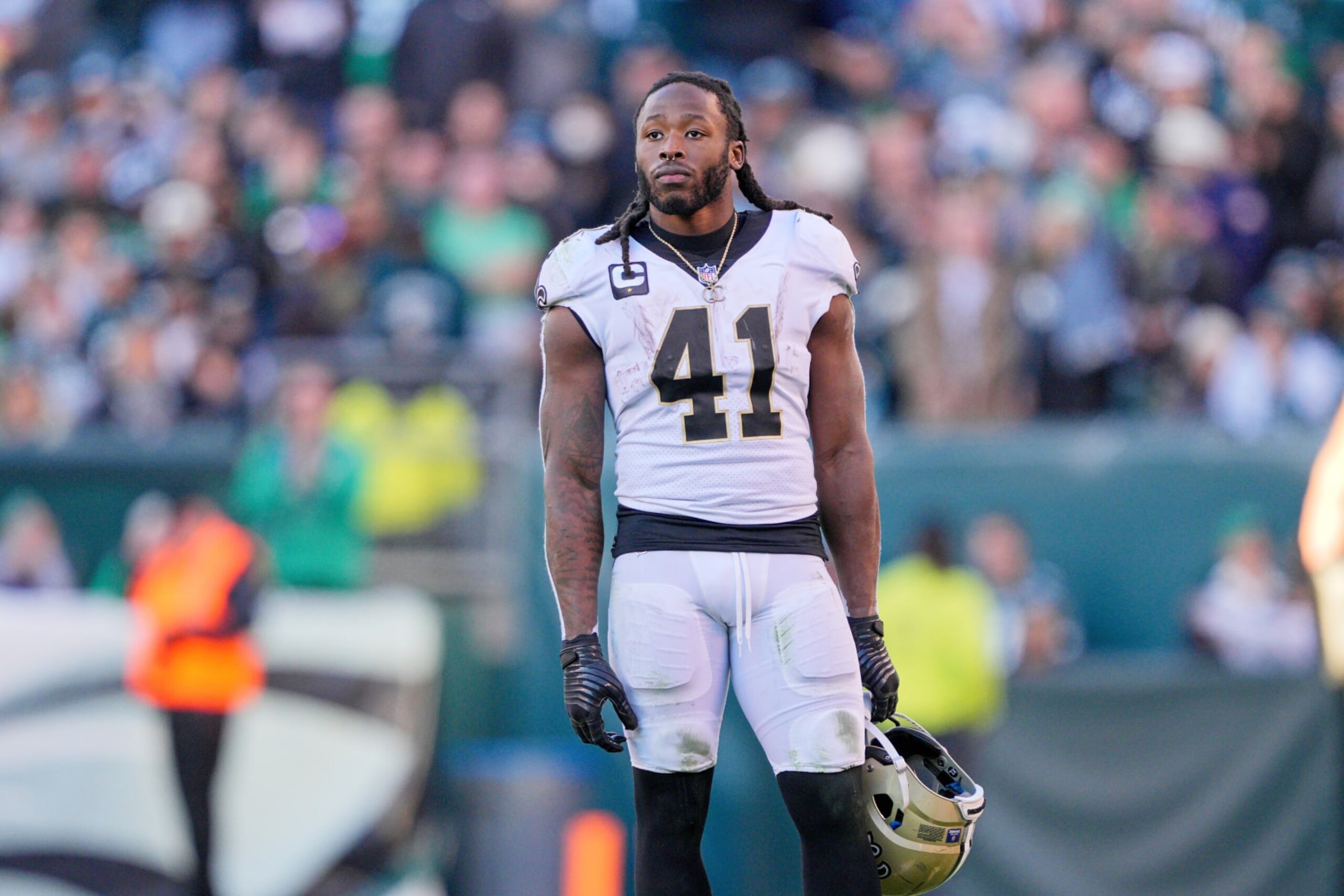 PHILADELPHIA, PA - JANUARY 01: New Orleans Saints running back Alvin Kamara (41) looks on during the game between the New Orleans Saints and the Philadelphia Eagles on January 1, 2023 at Lincoln Financial Field in Philadelphia, PA. (Photo by Andy Lewis/Icon Sportswire via Getty Images)