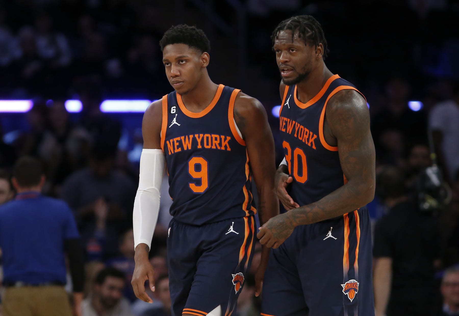 NEW YORK, NEW YORK - NOVEMBER 30: (NEW YORK DAILIES OUT)  RJ Barrett #9 and Julius Randle #30 of the New York Knicks in action against the Milwaukee Bucks at Madison Square Garden on November 30, 2022 in New York City. The Bucks defeated the Knicks 109-103. NOTE TO USER: User expressly acknowledges and agrees that, by downloading and or using this photograph, User is consenting to the terms and conditions of the Getty Images License Agreement. (Photo by Jim McIsaac/Getty Images)