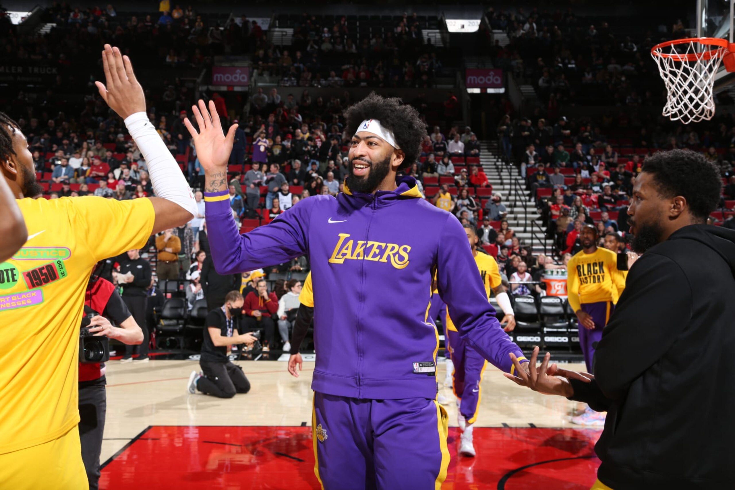 PORTLAND, OR - FEBRUARY 13: Anthony Davis #3 of the Los Angeles Lakers during player introductions before the game against the Portland Trail Blazers on February 13, 2023 at the Moda Center Arena in Portland, Oregon. NOTE TO USER: User expressly acknowledges and agrees that, by downloading and or using this photograph, user is consenting to the terms and conditions of the Getty Images License Agreement. Mandatory Copyright Notice: Copyright 2023 NBAE (Photo by Sam Forencich/NBAE via Getty Images) PORTLAND, OR - FEBRUARY 13: Anthony Davis #3 of the Los Angeles Lakers during player introductions before the game against the Portland Trail Blazers on February 13, 2023 at the Moda Center Arena in Portland, Oregon. NOTE TO USER: User expressly acknowledges and agrees that, by downloading and or using this photograph, user is consenting to the terms and conditions of the Getty Images License Agreement. Mandatory Copyright Notice: Copyright 2023 NBAE (Photo by Sam Forencich/NBAE via Getty Images)