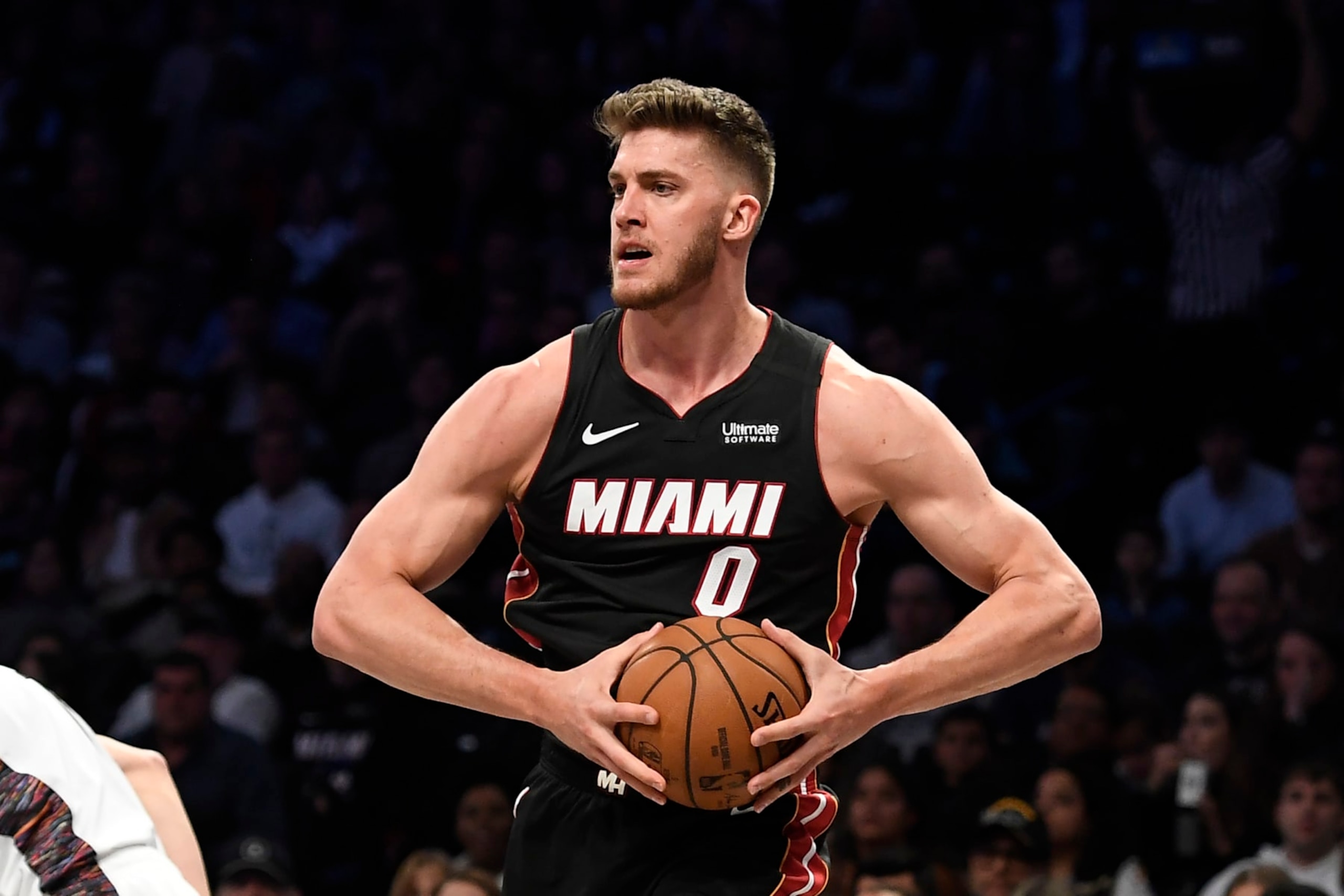 NEW YORK, NEW YORK - JANUARY 10: Meyers Leonard #0 of the Miami Heat looks to pass during the first half of the game against the Brooklyn Nets at Barclays Center on January 10, 2020 in the Brooklyn borough of New York City. NOTE TO USER: User expressly acknowledges and agrees that, by downloading and or using this photograph, User is consenting to the terms and conditions of the Getty Images License Agreement. (Photo by Sarah Stier/Getty Images)
