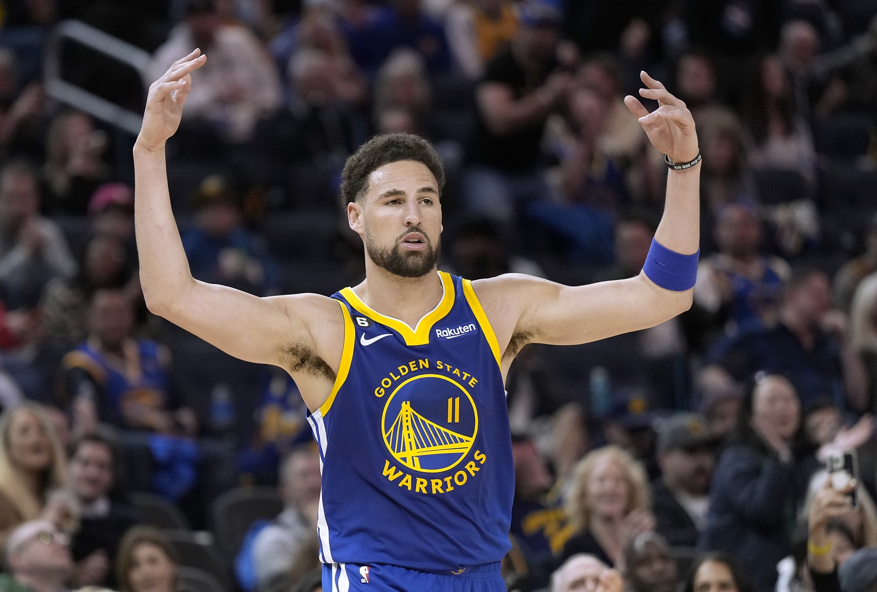 SAN FRANCISCO, CALIFORNIA - FEBRUARY 24: Klay Thompson #11 of the Golden State Warriors reacts during the fourth quarter against the Houston Rockets at Chase Center on February 24, 2023 in San Francisco, California. NOTE TO USER: User expressly acknowledges and agrees that, by downloading and or using this photograph, User is consenting to the terms and conditions of the Getty Images License Agreement. (Photo by Thearon W. Henderson/Getty Images)
