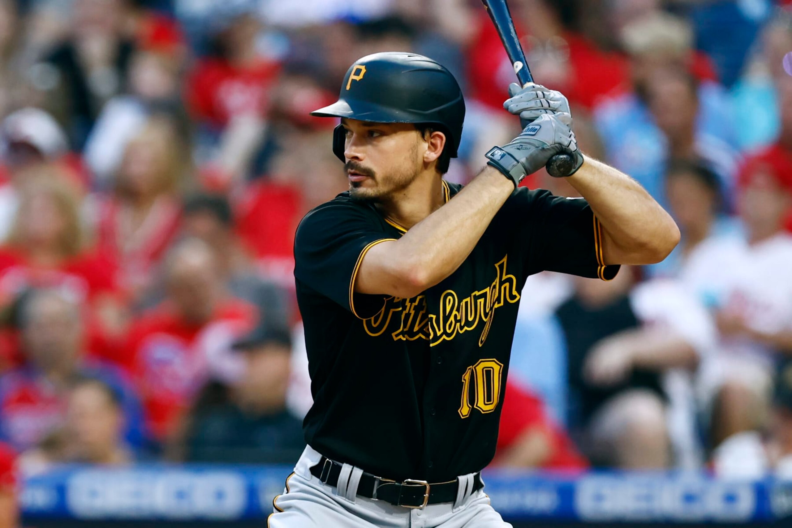 PHILADELPHIA, PA - AUGUST 27: Bryan Reynolds #10 of the Pittsburgh Pirates in action against the Philadelphia Phillies during a game at Citizens Bank Park on August 27, 2022 in Philadelphia, Pennsylvania. (Photo by Rich Schultz/Getty Images)