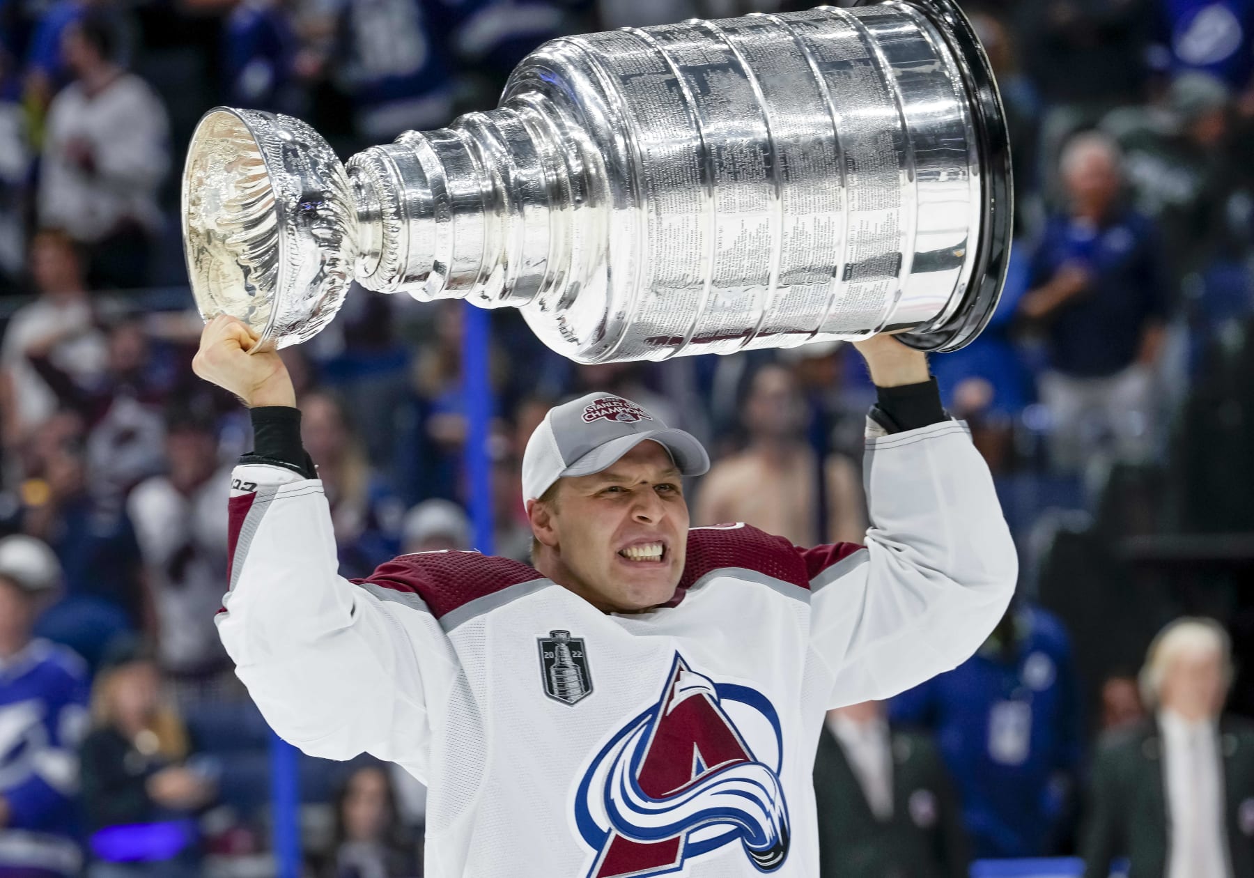 TAMPA, FL - JUNE 26: Colorado Avalanche defenseman Jack Johnson (3)  hoisting the Stanley Cup during the NHL Hockey Stanley Cup Finals Game six between Tampa Bay Lightning and the Colorado Avalanche on June 26th, 2022 at Amalie Arena in Tampa Florida (Photo by Andrew Bershaw /Icon_Sportswire)
