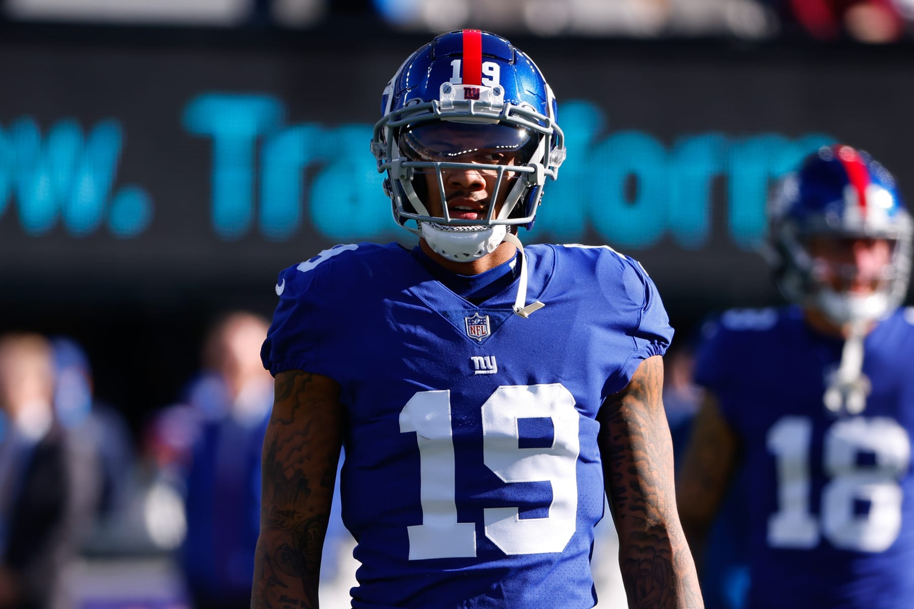 EAST RUTHERFORD, NJ - JANUARY 01:  New York Giants wide receiver Kenny Golladay (19) prior to the National Football League game between the New York Giants and the Indianapolis Colts on January 1, 2023 at MetLife Stadium in East Rutherford, New Jersey.  (Photo by Rich Graessle/Icon Sportswire via Getty Images)