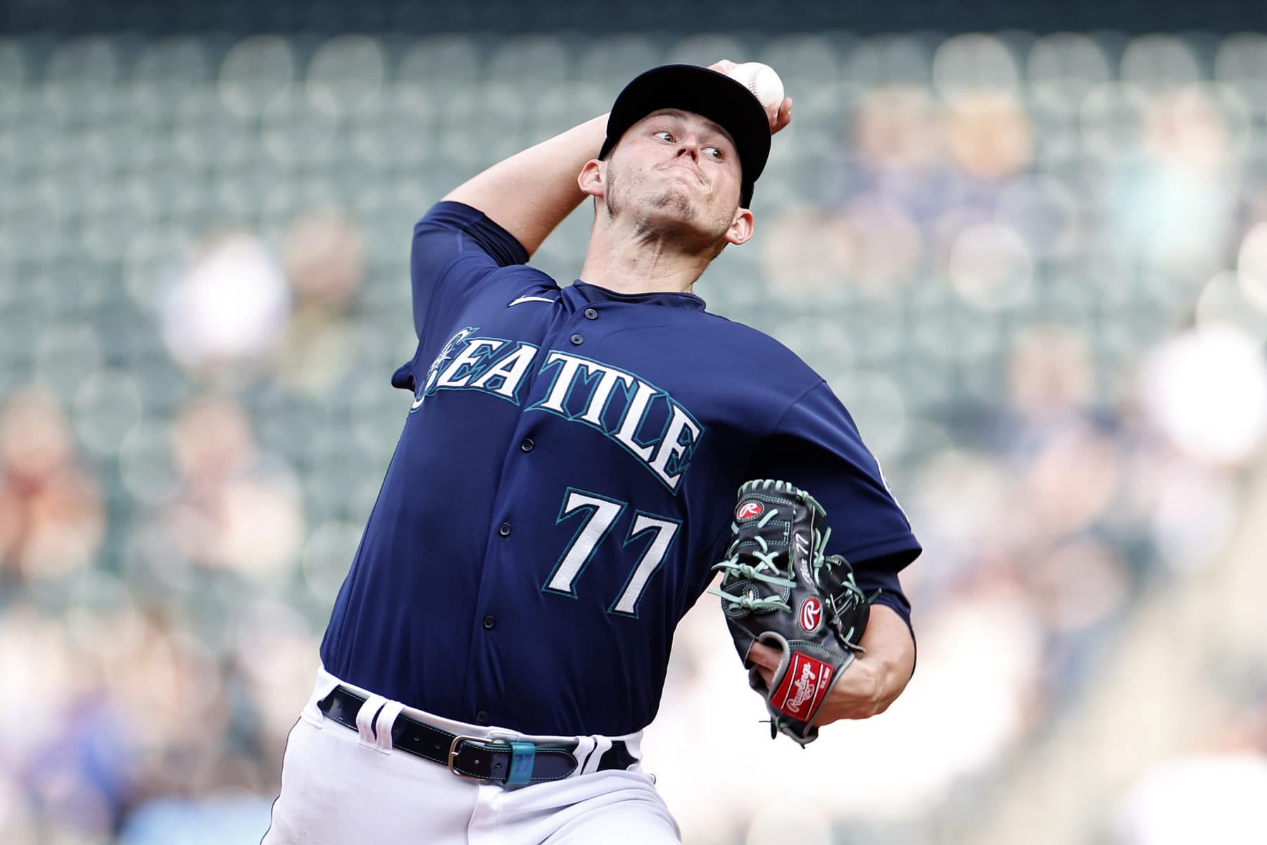 SEATTLE, WASHINGTON - OCTOBER 04: Chris Flexen #77 of the Seattle Mariners pitches during the second inning against the Detroit Tigers at T-Mobile Park on October 04, 2022 in Seattle, Washington. (Photo by Steph Chambers/Getty Images)