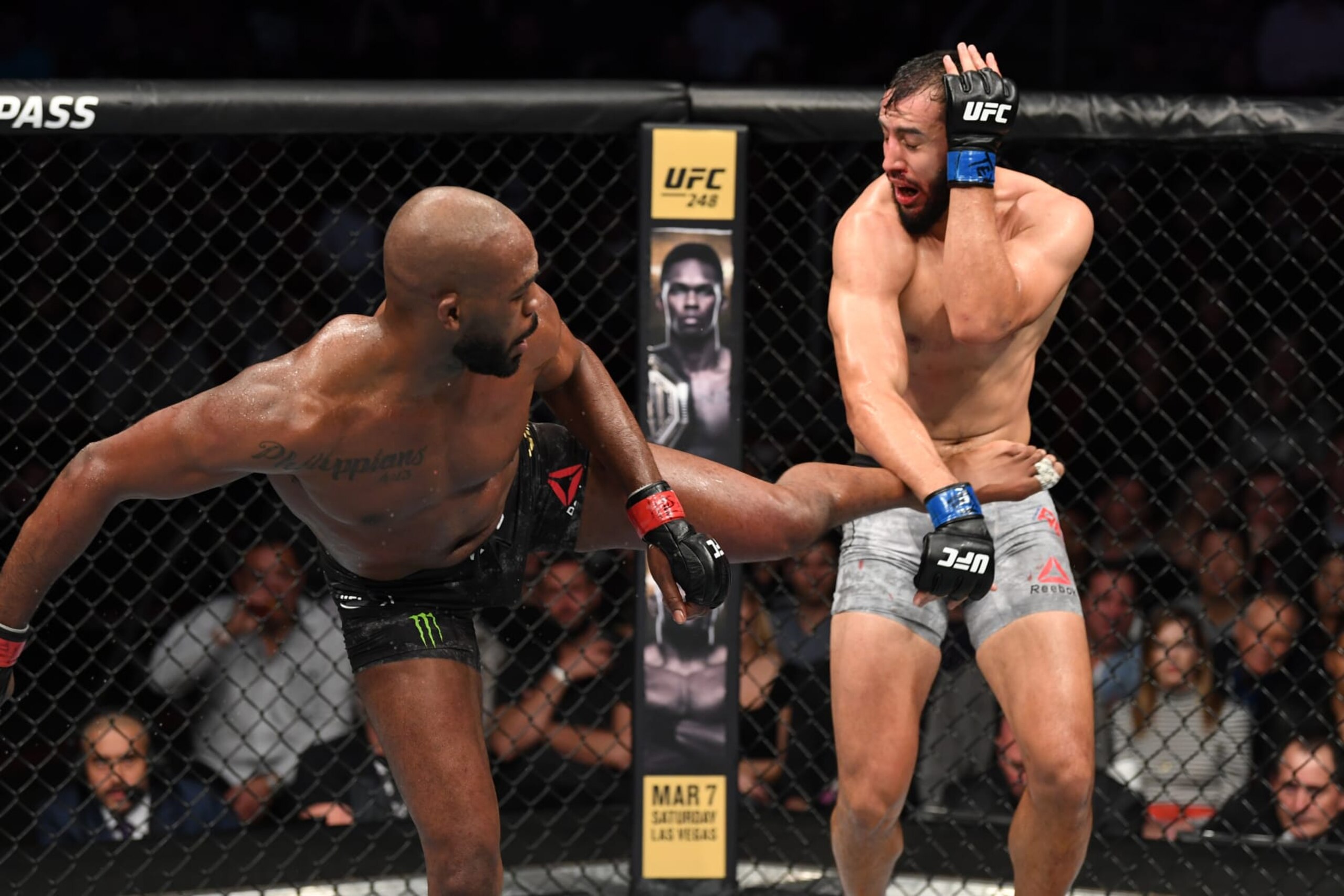 Jon Jones kicks Dominick Reyes