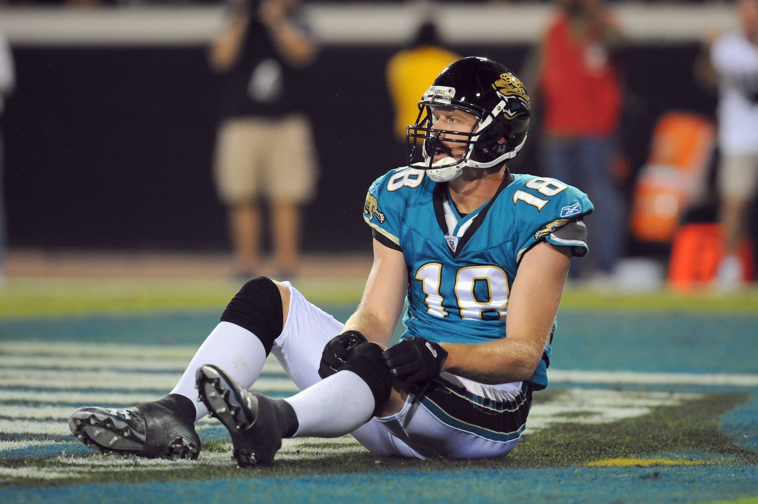 JACKSONVILLE, FL - OCTOBER 05:  Matt Jones #18 of the Jacksonville Jaguars sits on the field during the game against the Pittsburgh Steelers at Jacksonville Municipal Stadium on October 5, 2008 in Jacksonville, Florida.  (Photo by Sam Greenwood/Getty Images)