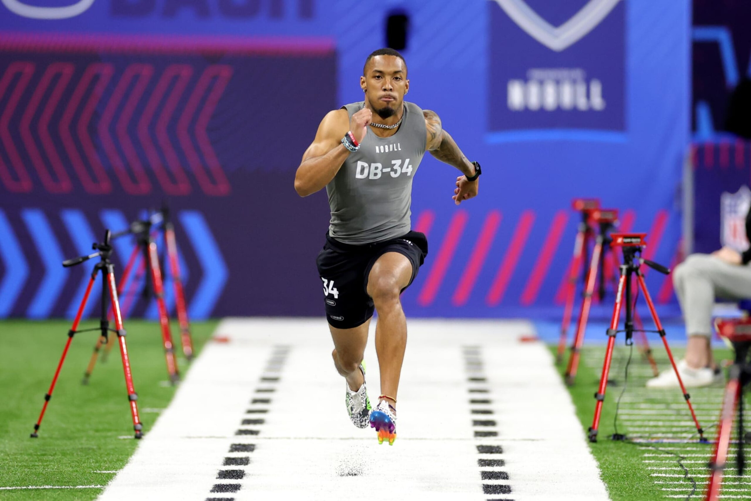 INDIANAPOLIS, INDIANA - MARCH 03: Defensive back DJ Turner II of Michigan participates in the 40-yard dash during the NFL Combine during the NFL Combine at Lucas Oil Stadium on March 03, 2023 in Indianapolis, Indiana. (Photo by Stacy Revere/Getty Images) INDIANAPOLIS, INDIANA - MARCH 03: Defensive back DJ Turner II of Michigan participates in the 40-yard dash during the NFL Combine during the NFL Combine at Lucas Oil Stadium on March 03, 2023 in Indianapolis, Indiana. (Photo by Stacy Revere/Getty Images)