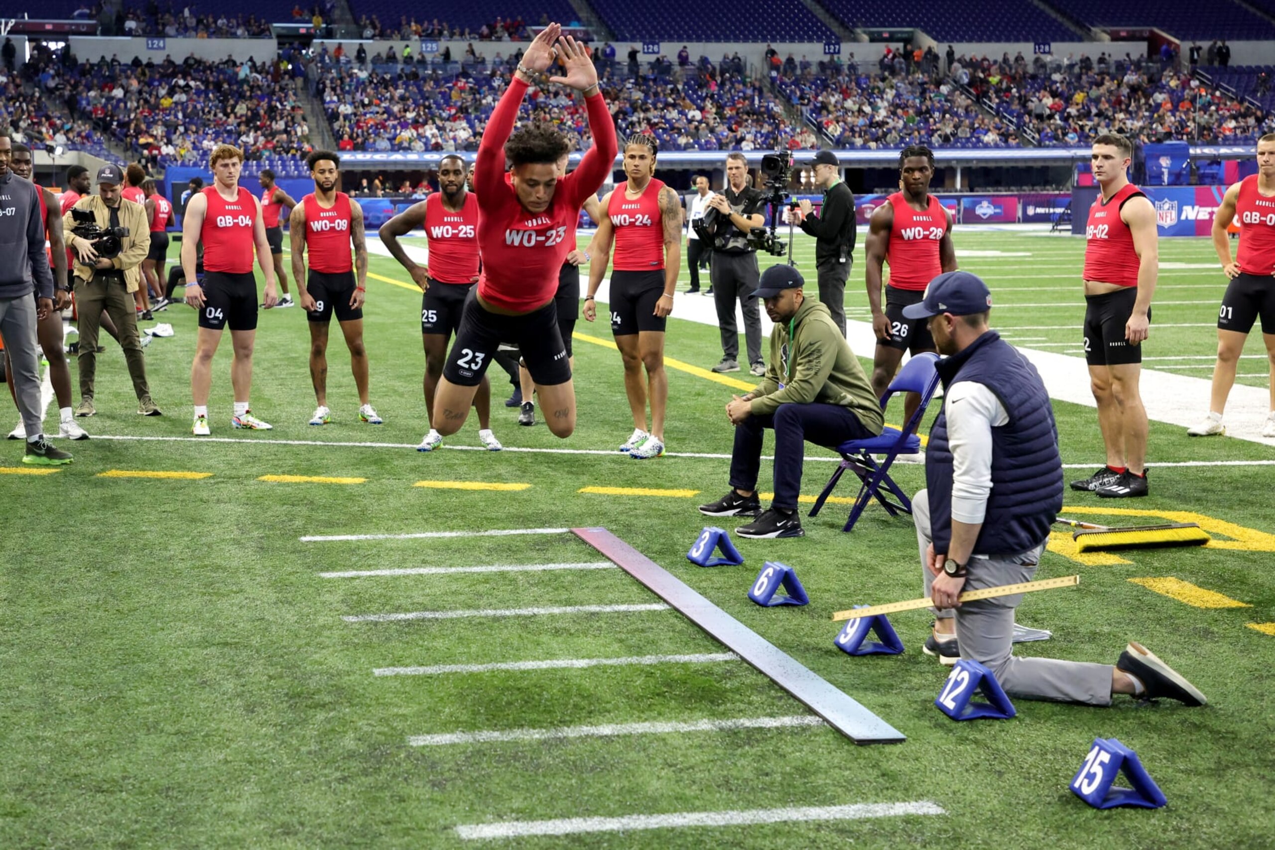 INDIANAPOLIS, INDIANA - MARCH 04: Jalin Hyatt of Tennessee participates in the broad jump during the NFL Combine at Lucas Oil Stadium on March 04, 2023 in Indianapolis, Indiana. (Photo by Stacy Revere/Getty Images)