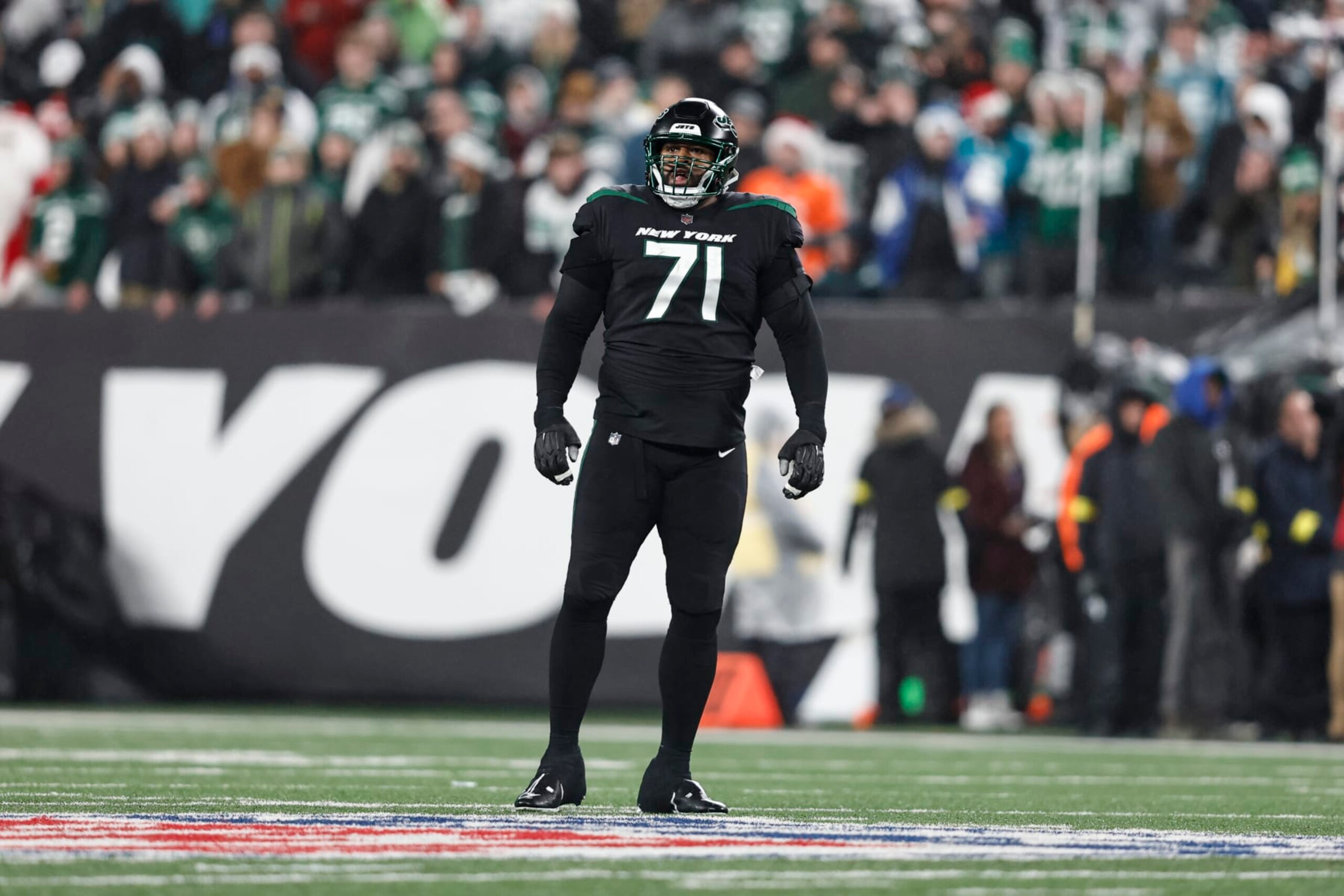 EAST RUTHERFORD, NEW JERSEY - DECEMBER 22: Duane Brown #71 of the New York Jets looks on during an NFL football game between the New York Jets and the Jacksonville Jaguars at MetLife Stadium on December 22, 2022 in East Rutherford, New Jersey. (Photo by Michael Owens/Getty Images)
