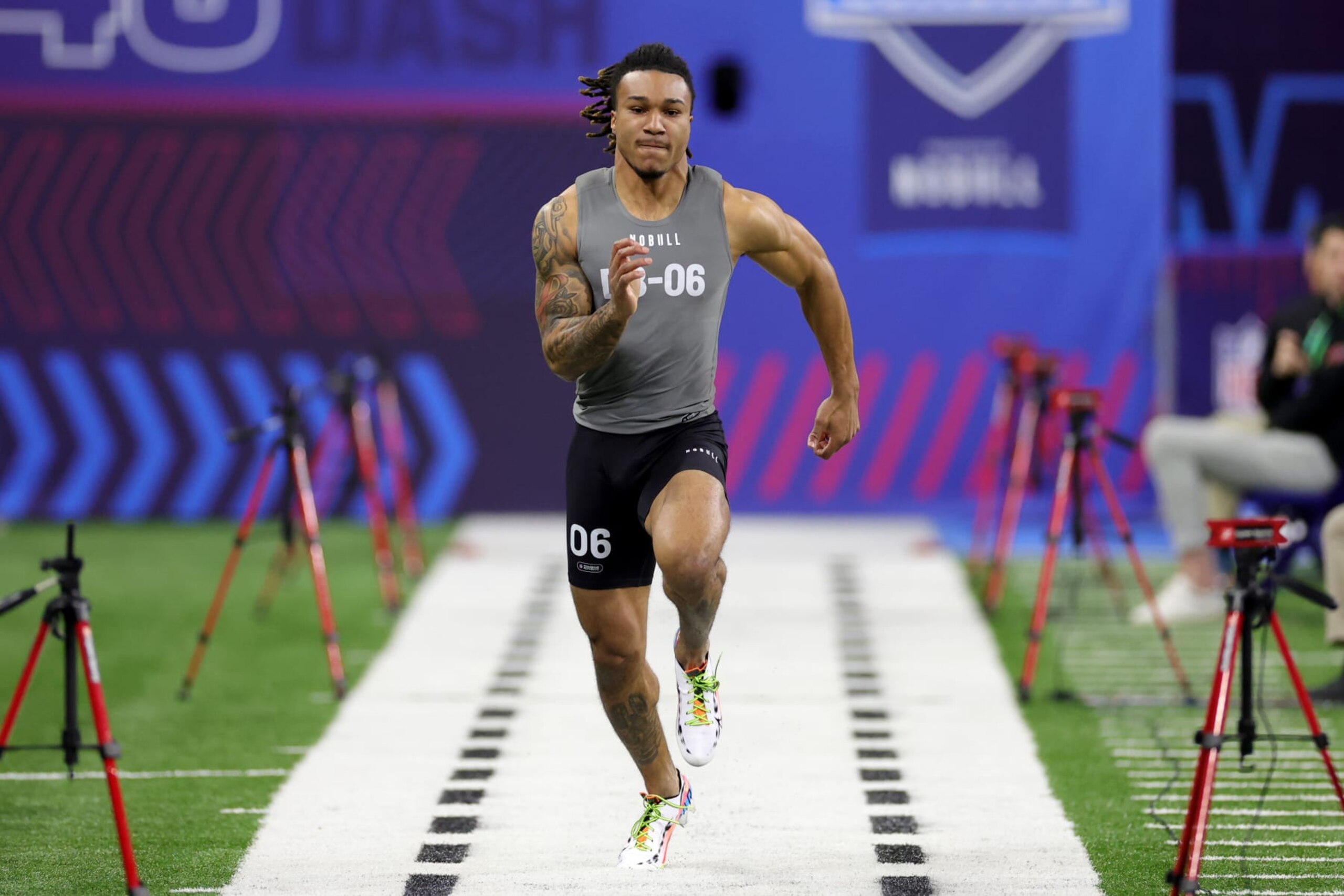 INDIANAPOLIS, INDIANA - MARCH 03: Defensive back Brian Branch of Alabama participates in the 40-yard dash during the NFL Combine during the NFL Combine at Lucas Oil Stadium on March 03, 2023 in Indianapolis, Indiana. (Photo by Stacy Revere/Getty Images)