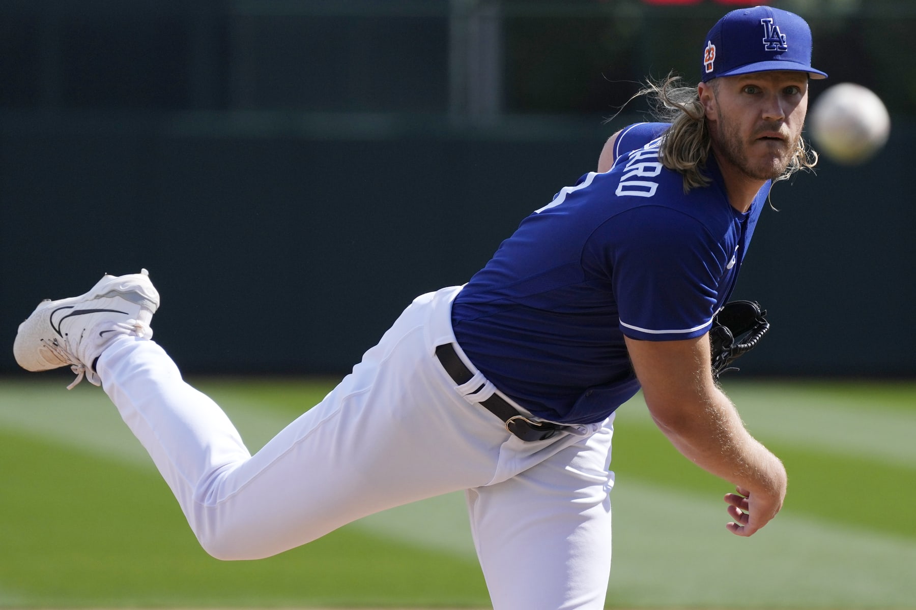 Noah Syndergaard is pitching like an ace again.