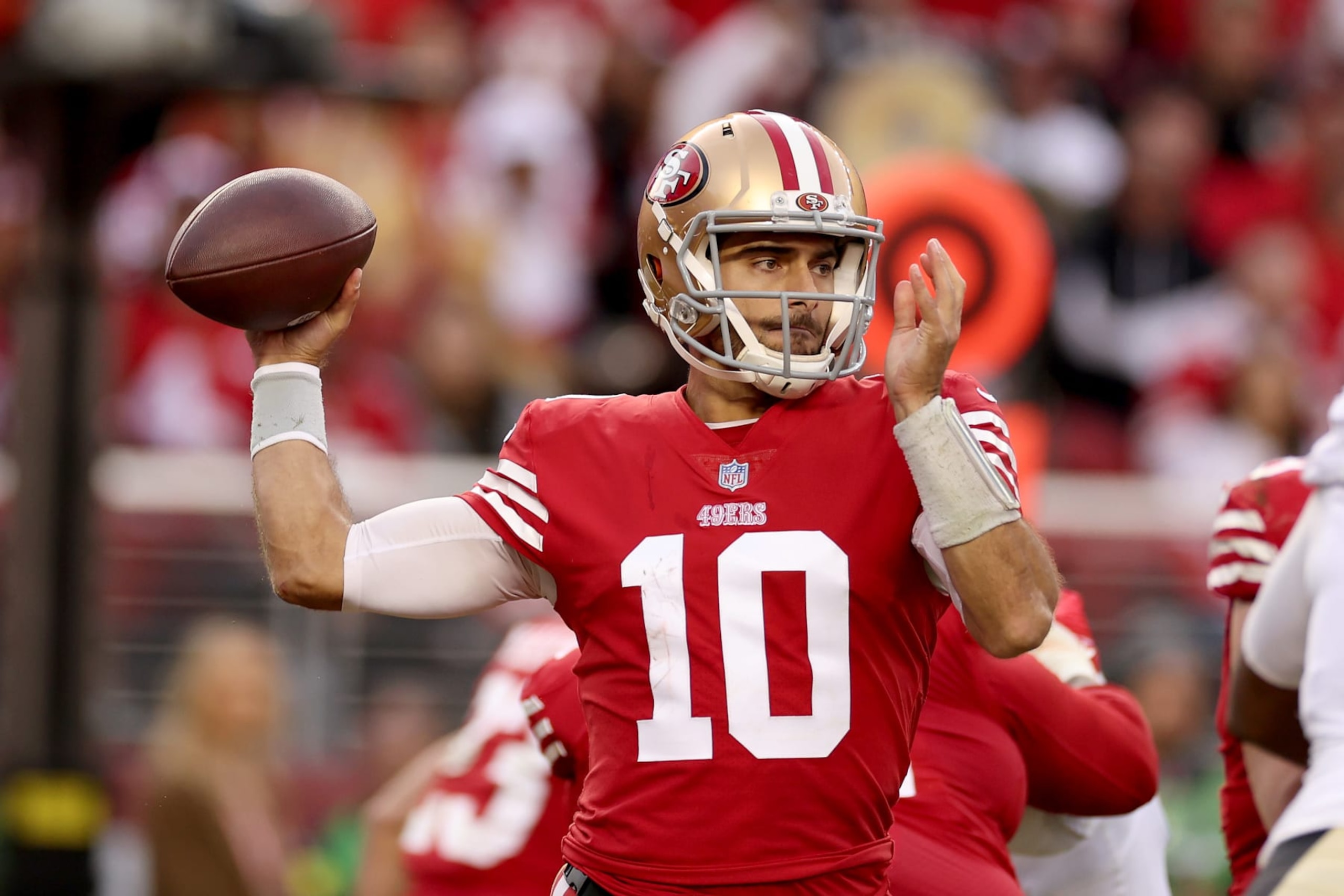 SANTA CLARA, CALIFORNIA - NOVEMBER 27: Jimmy Garoppolo #10 of the San Francisco 49ers passes the ball against the New Orleans Saints at Levi's Stadium on November 27, 2022 in Santa Clara, California. (Photo by Ezra Shaw/Getty Images)