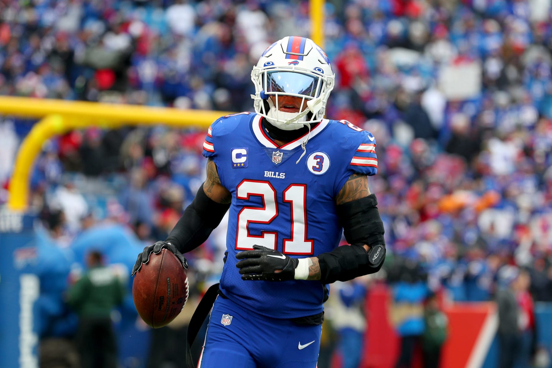 ORCHARD PARK, NEW YORK - JANUARY 08: Jordan Poyer #21 of the Buffalo Bills warms up prior to a game against the New England Patriots at Highmark Stadium on January 08, 2023 in Orchard Park, New York. (Photo by Bryan Bennett/Getty Images)